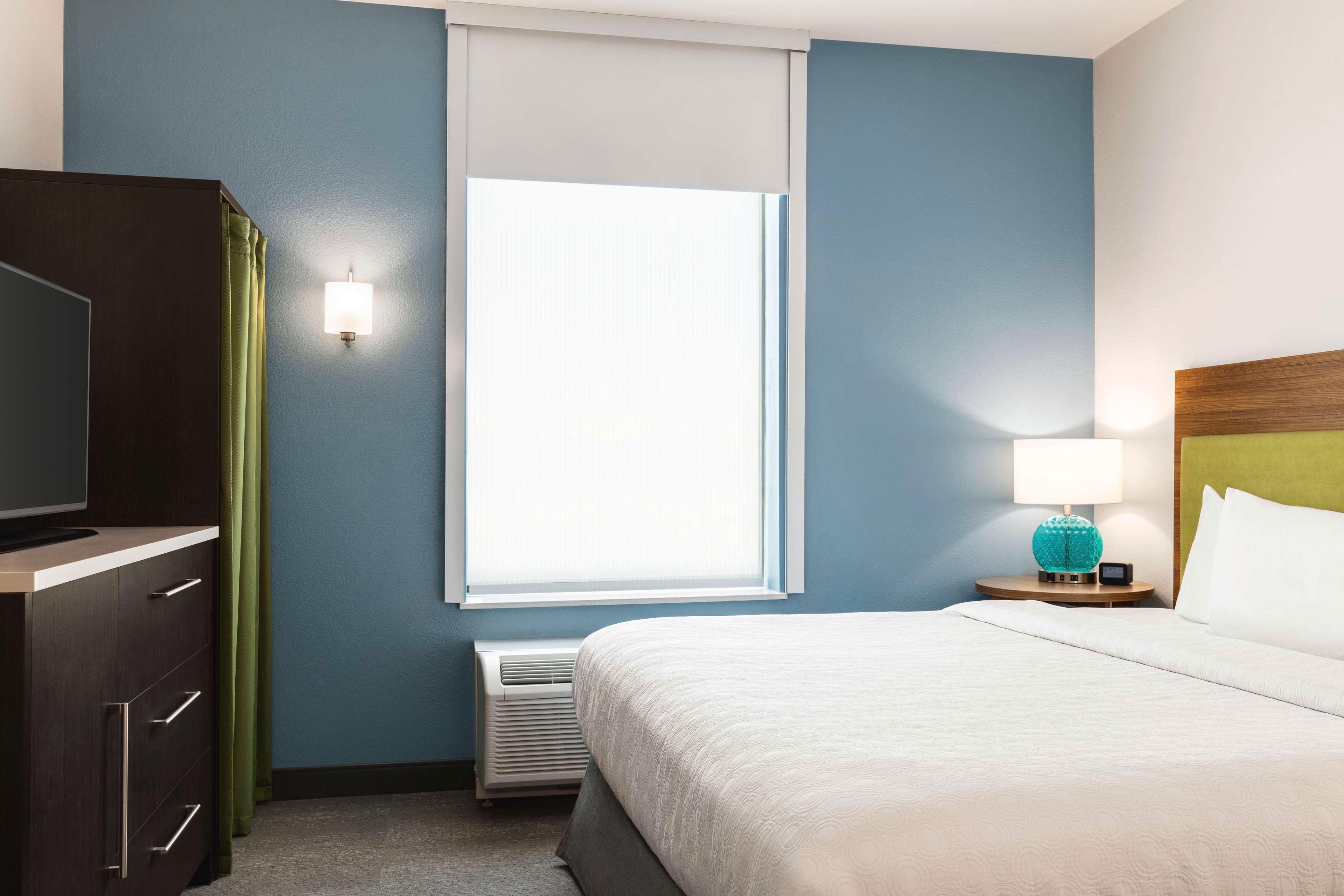 Suite King Bed One Bedroom 