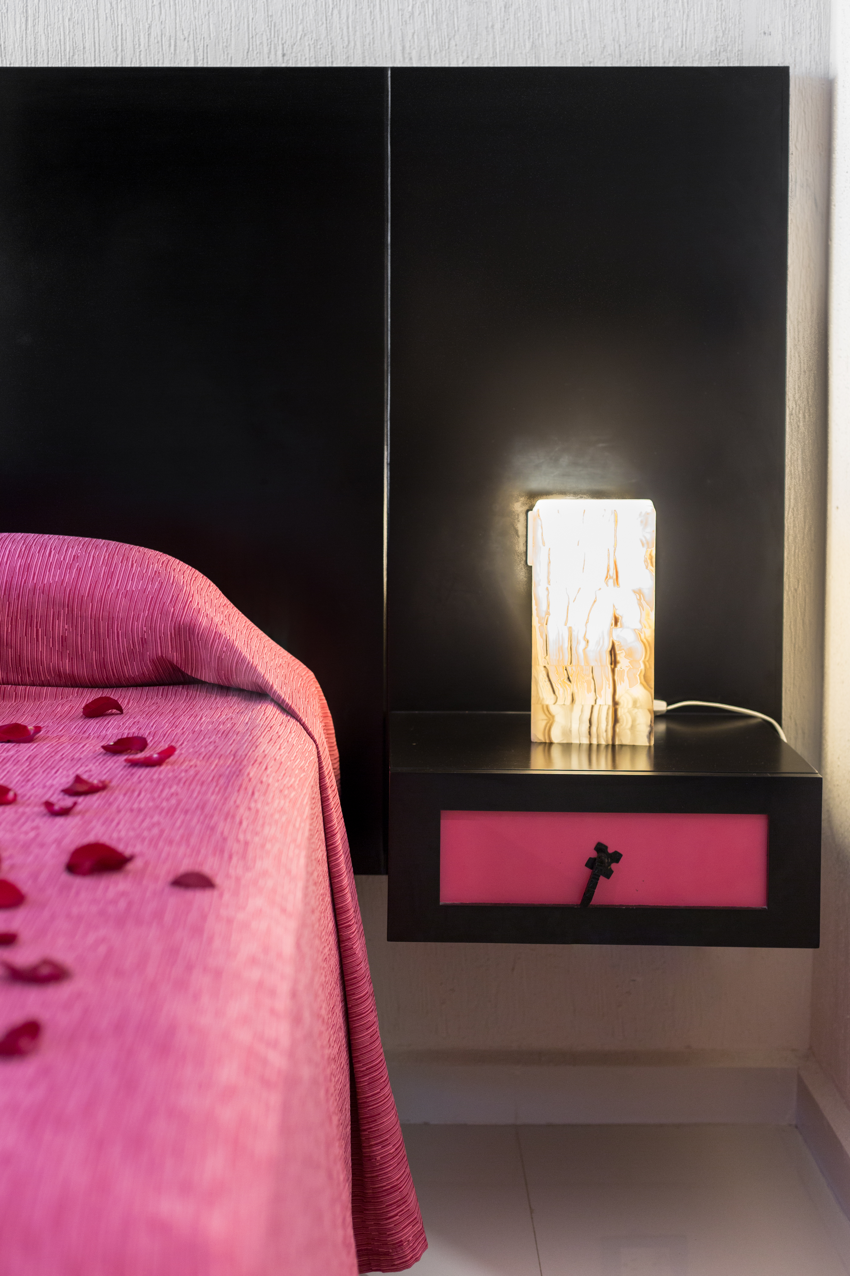 Apartment Queen Size Bed