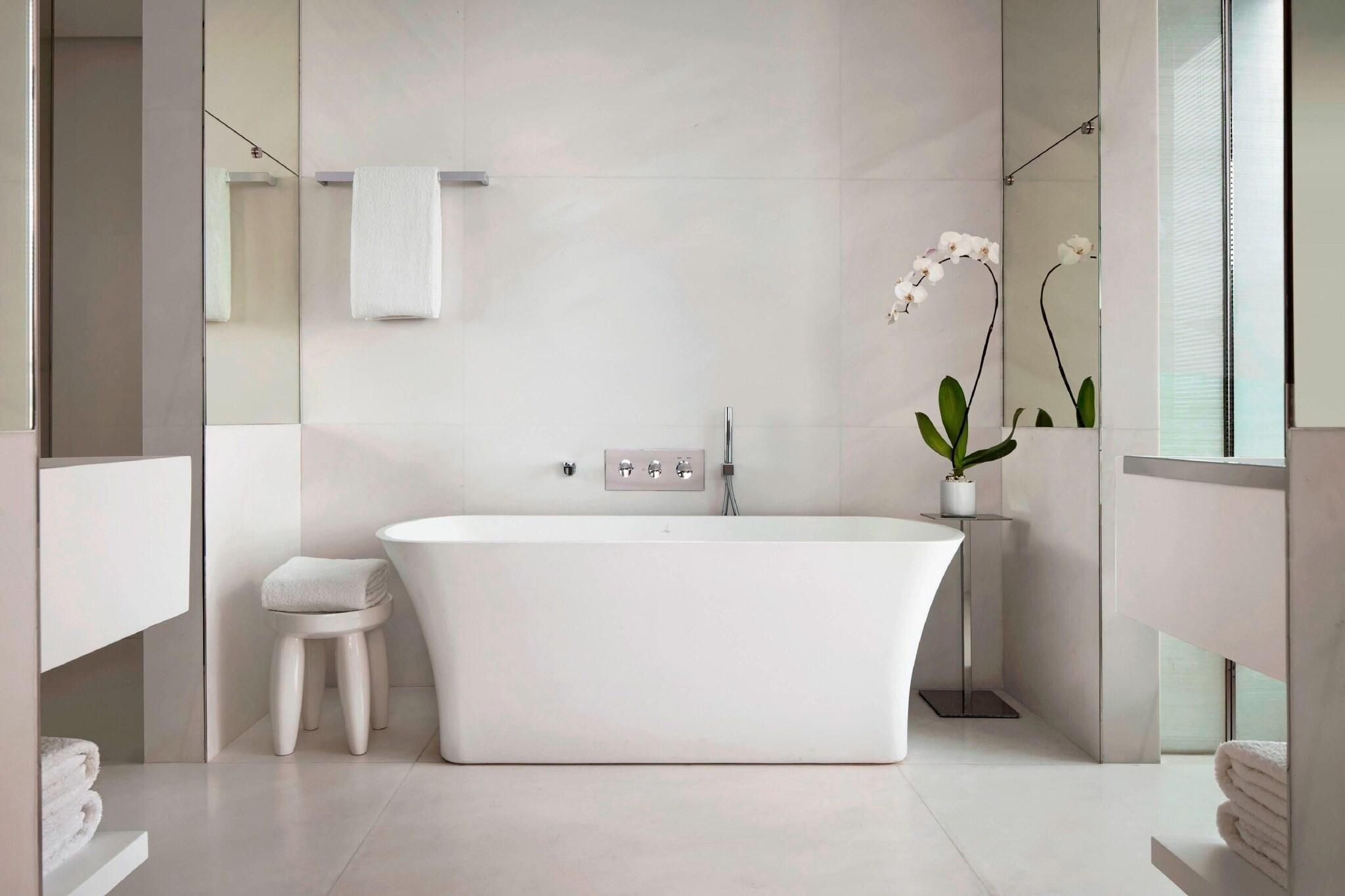 Suite Premier King Bed