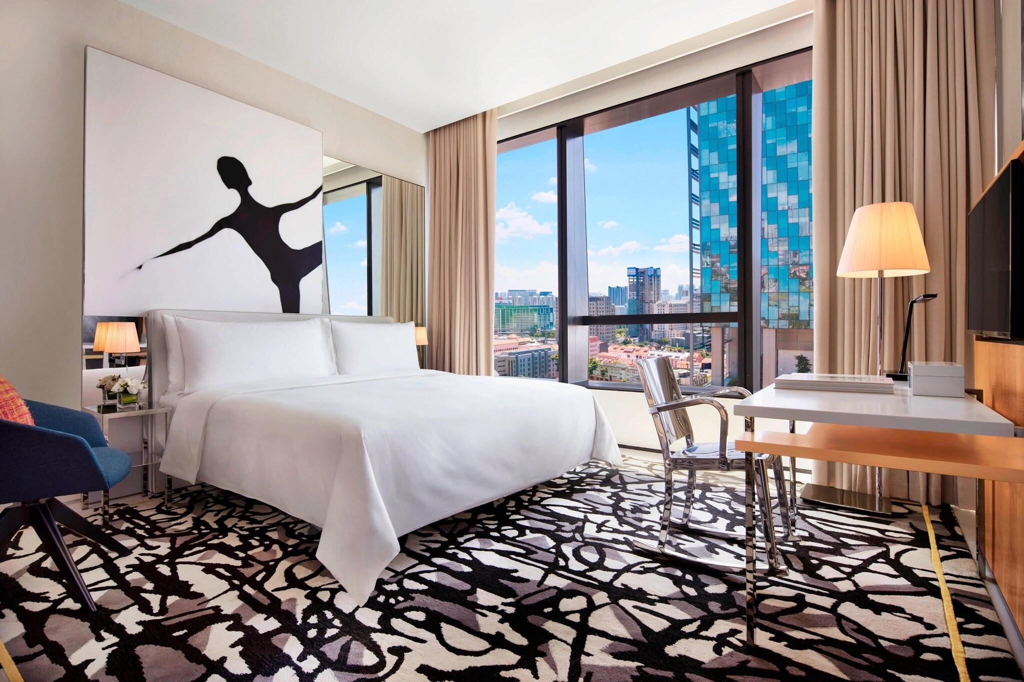 Double Deluxe King Bed