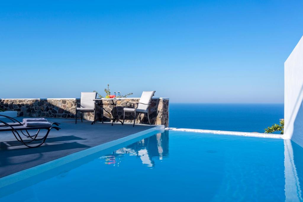 Suite with Private Pool