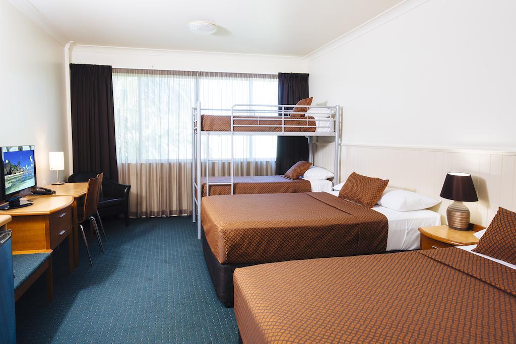 Family Room Executive