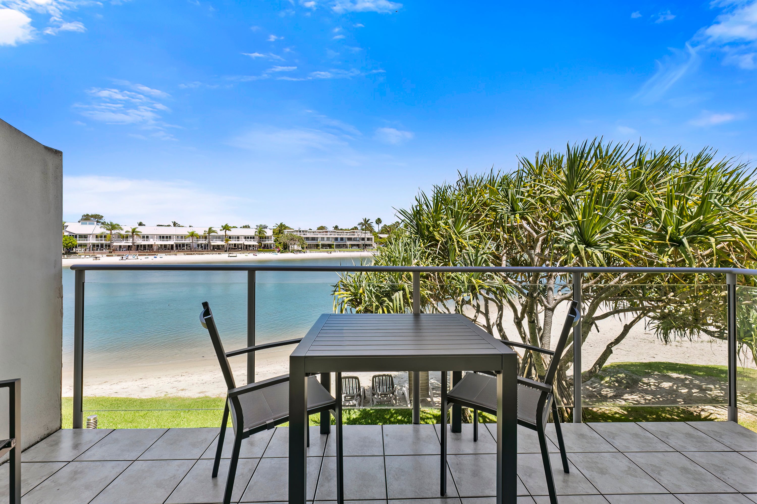 Apartment Beach Front Two Bedrooms