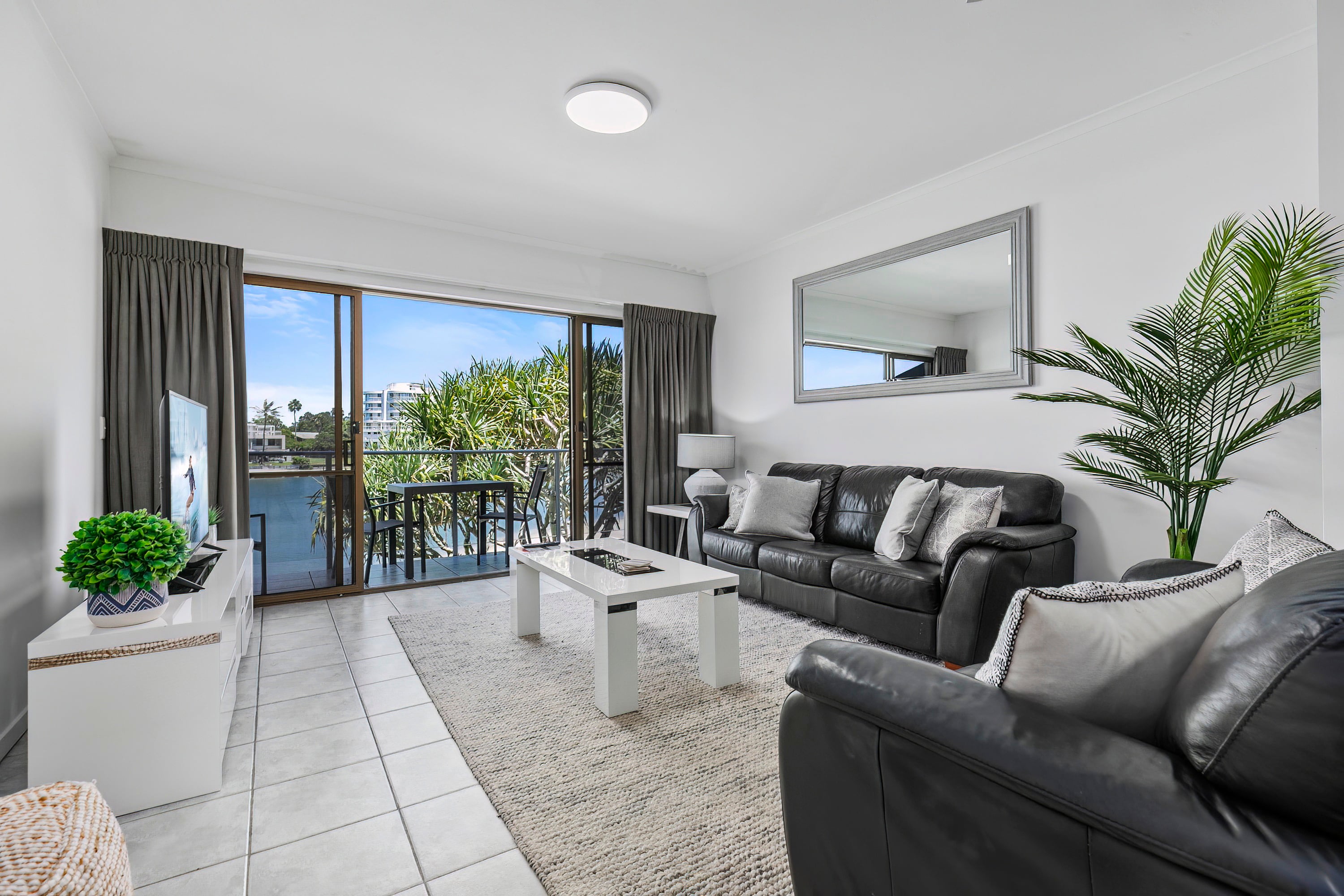 Apartment Beach Front Two Bedrooms