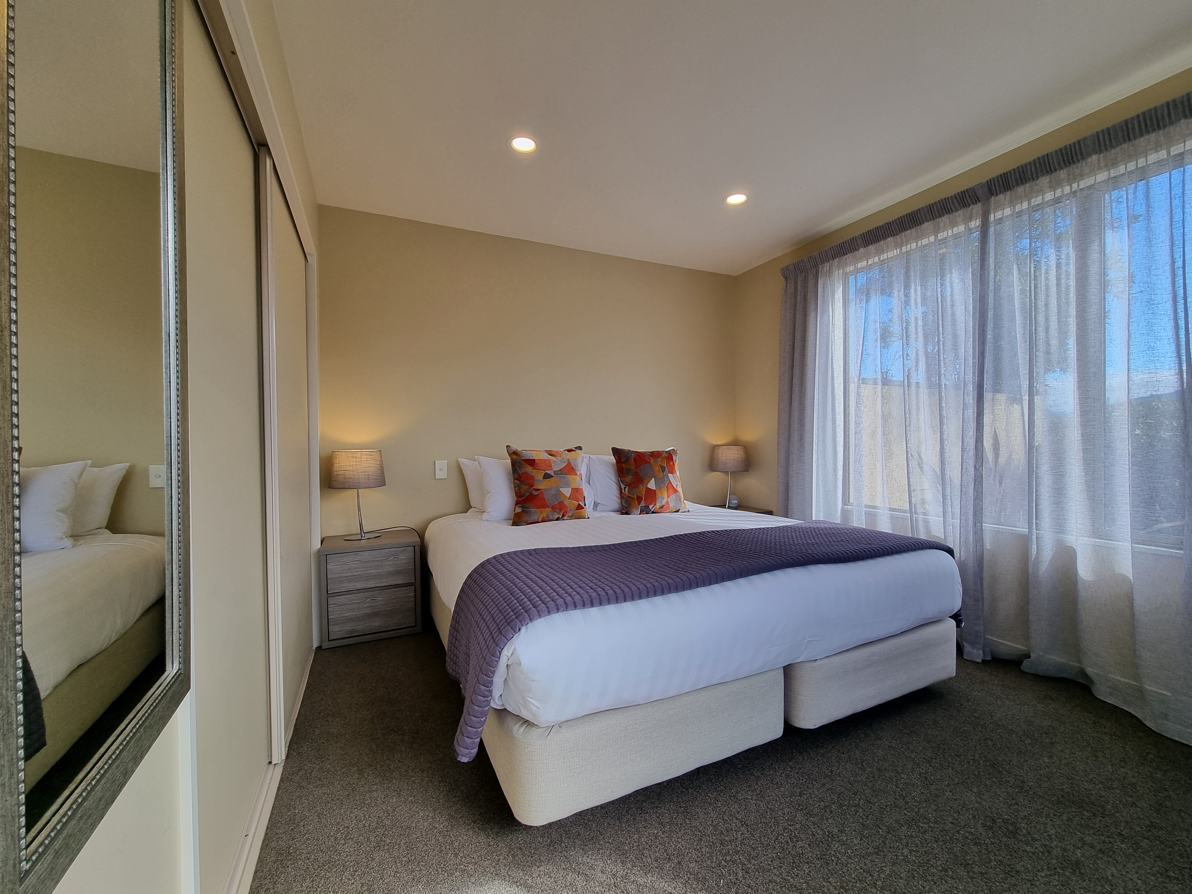 Lodge Three Bedrooms Two Bathrooms