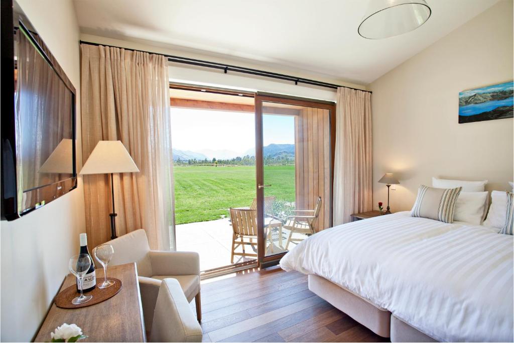 Double or Twin Superior