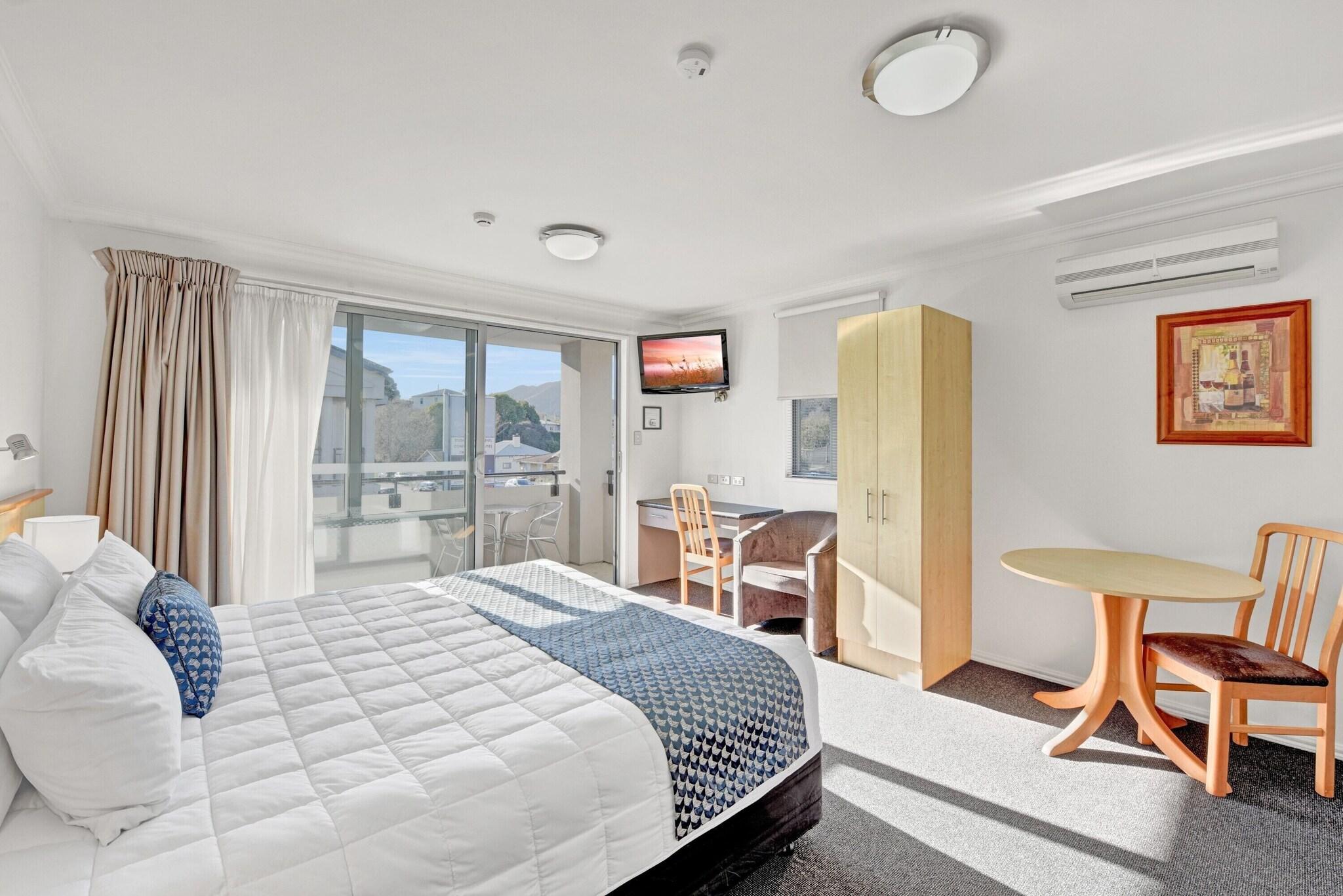 Double Superior King Bed