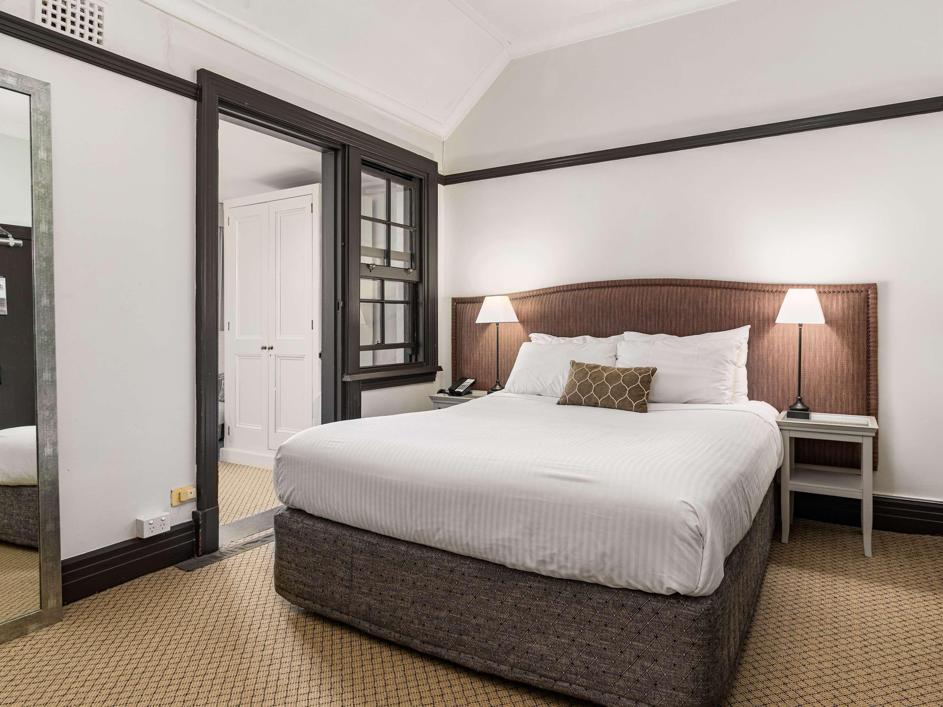 Family Room Queen Size Bed