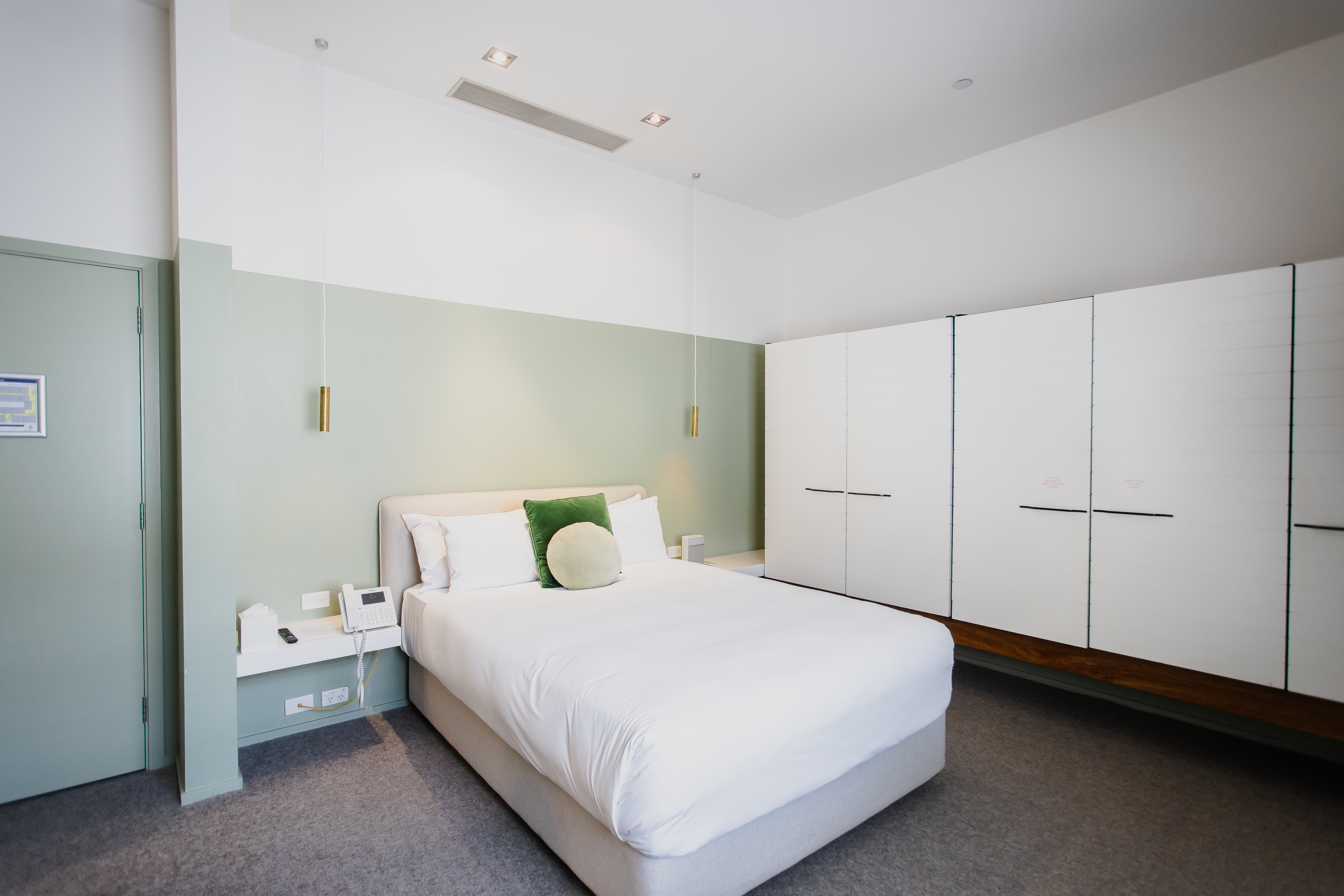 Room Classic Queen Bed