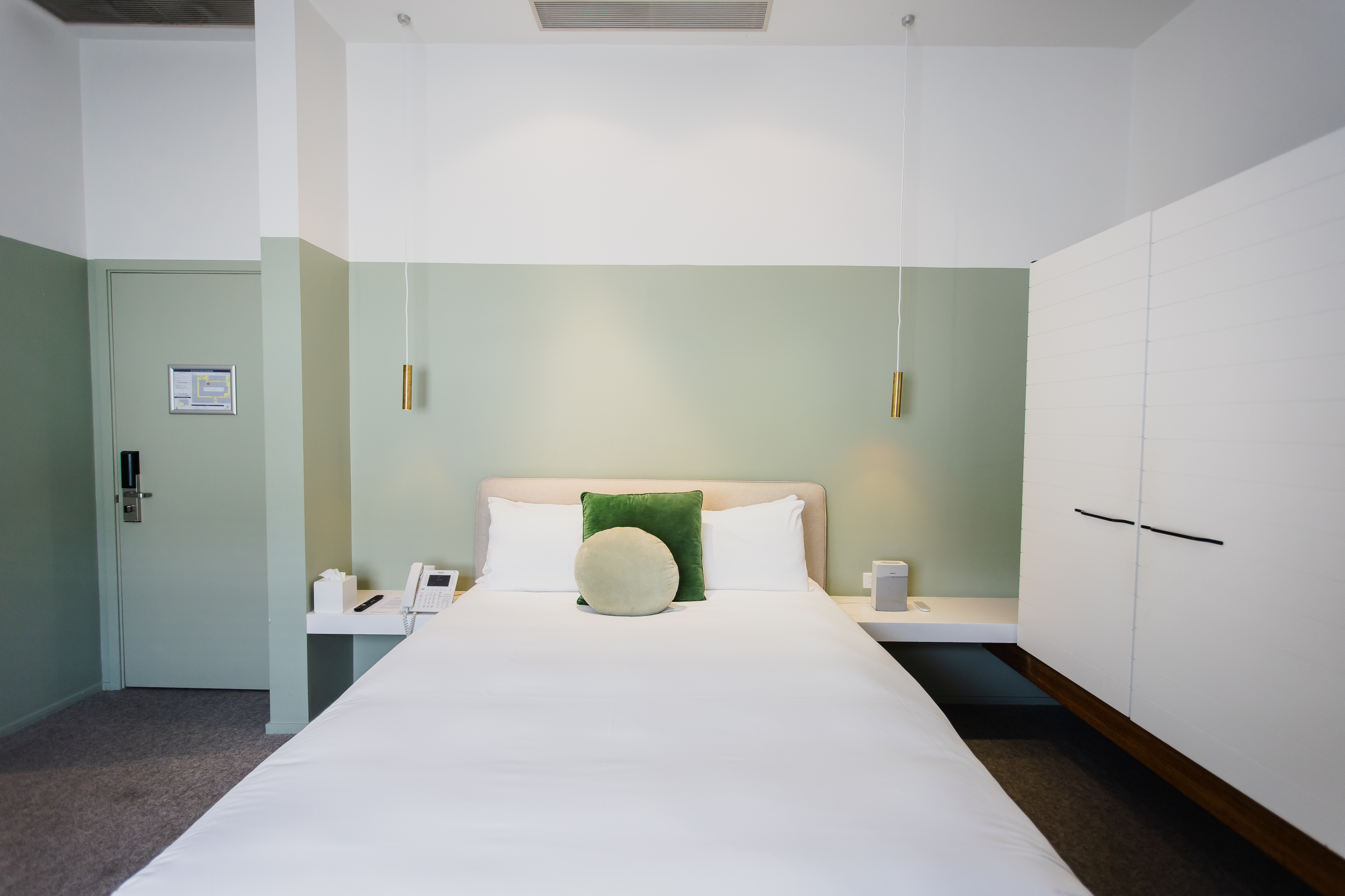 Room Classic Queen Bed