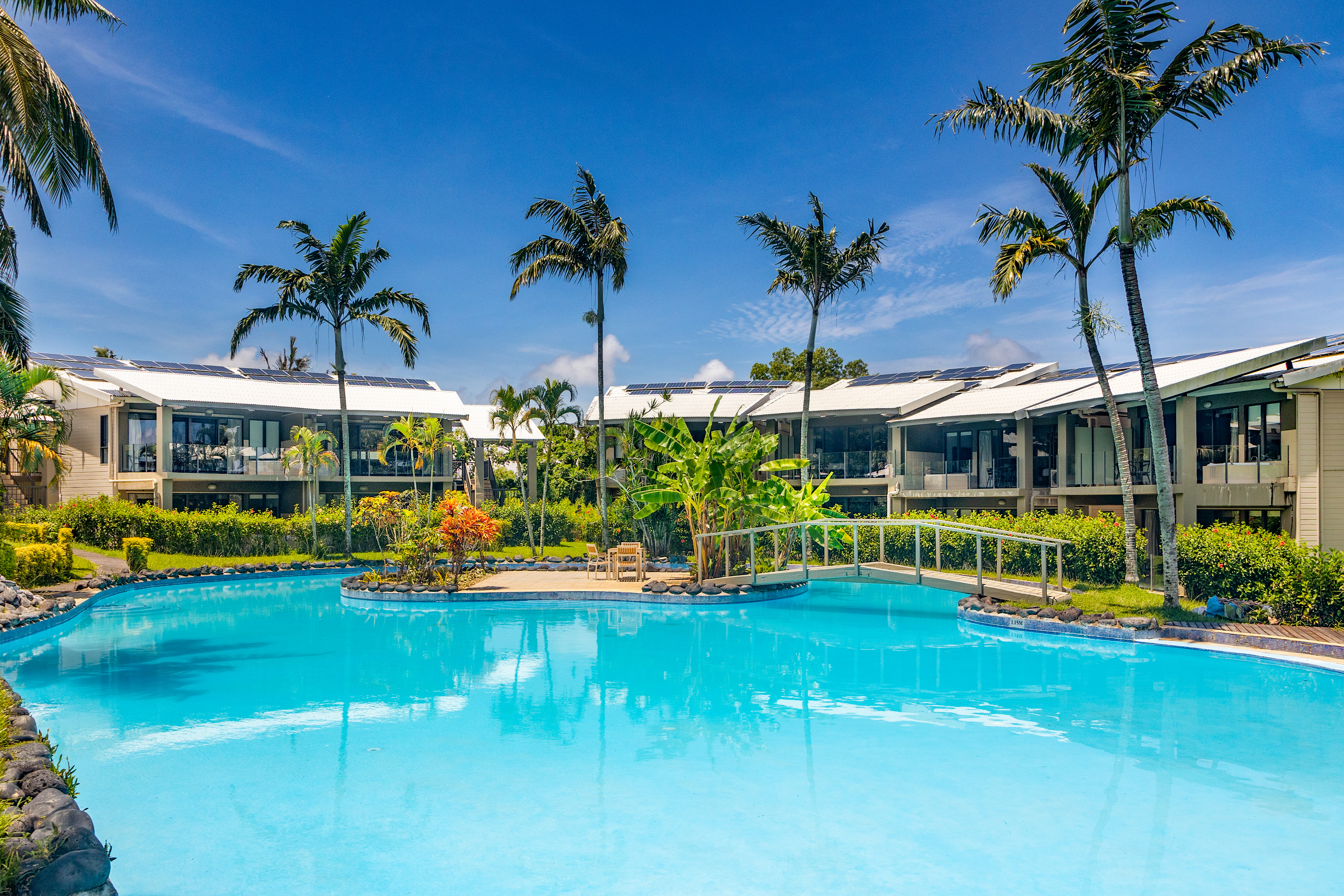 Apartment Deluxe Pool View
