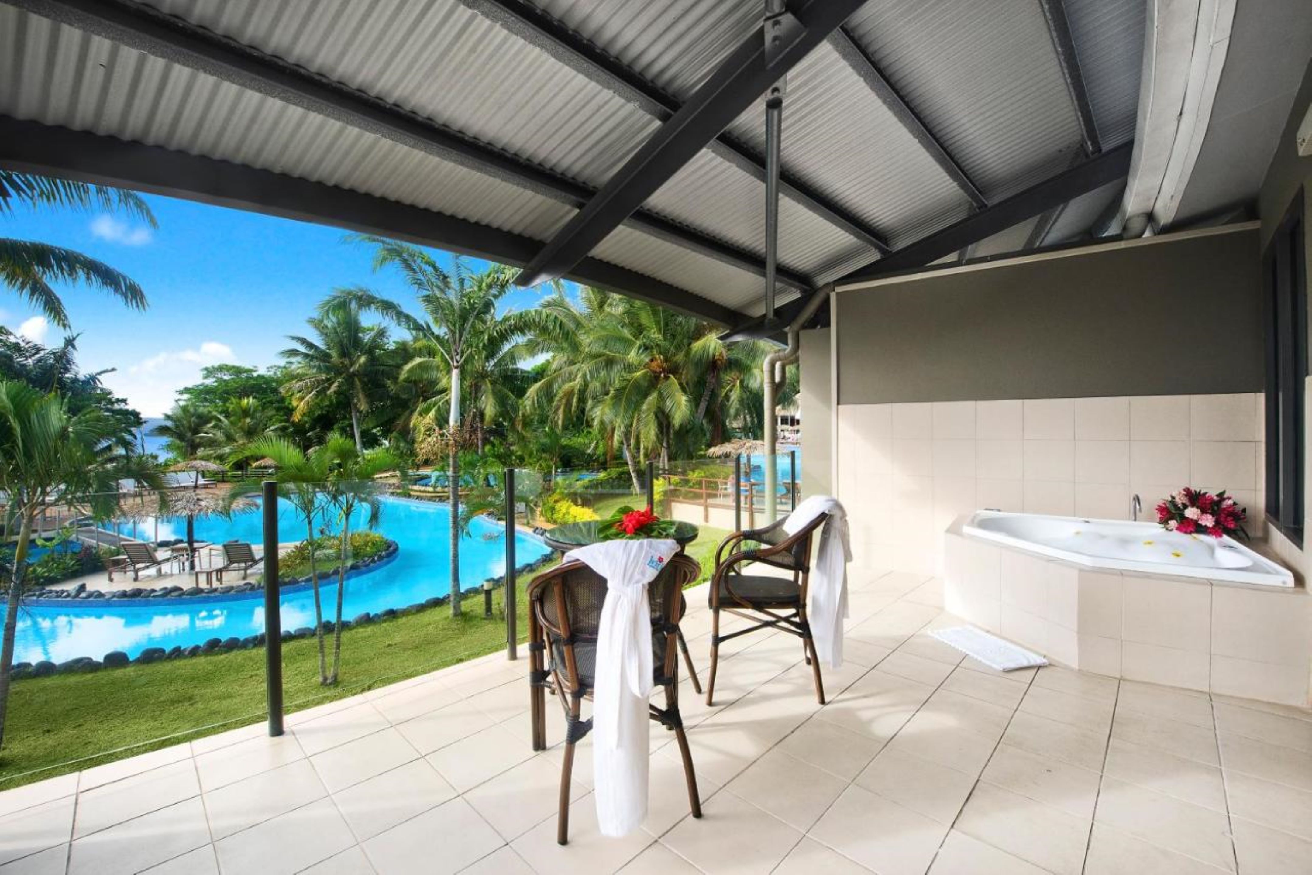 Apartment Deluxe Pool View