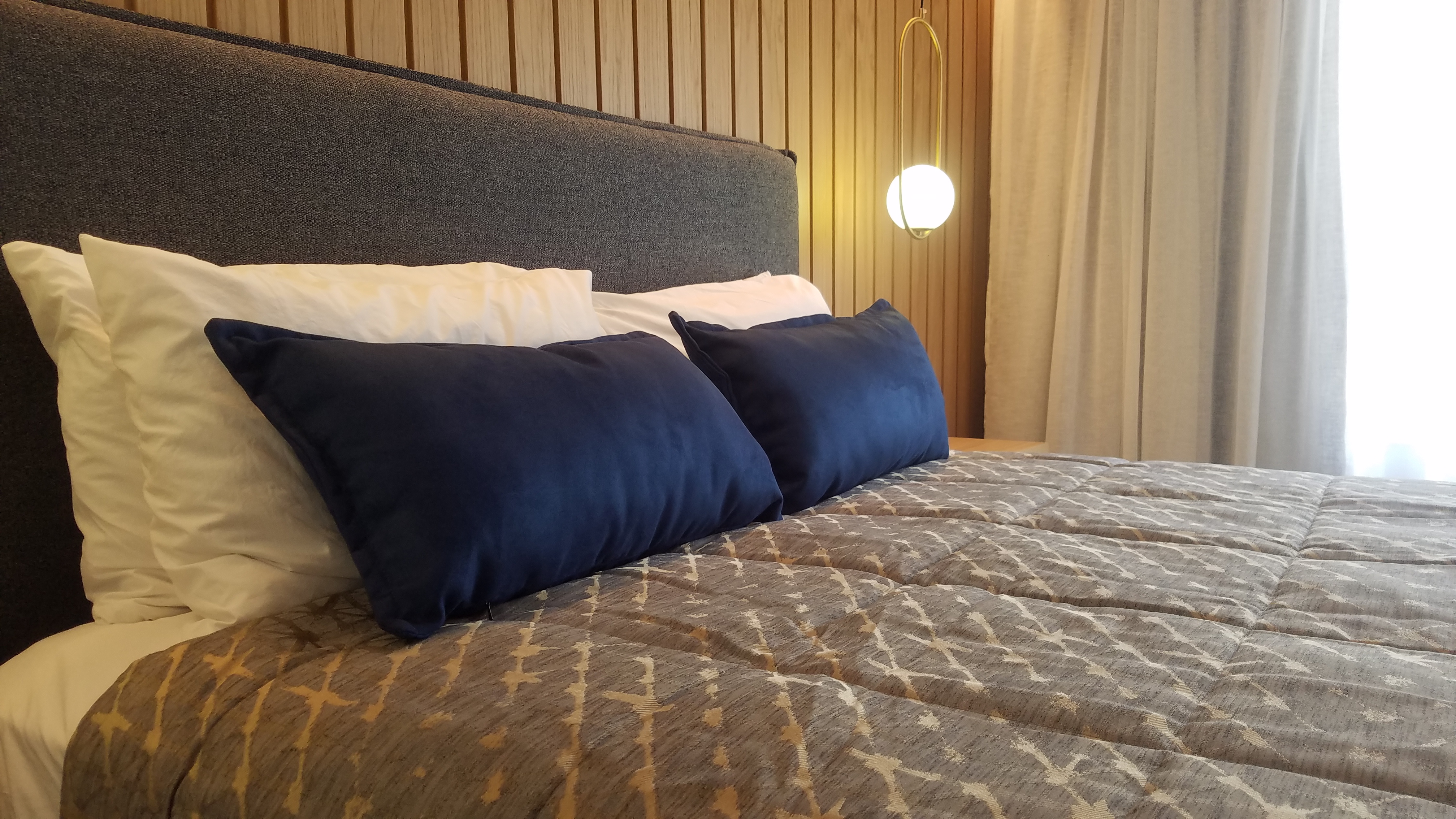 Double Superior King Bed