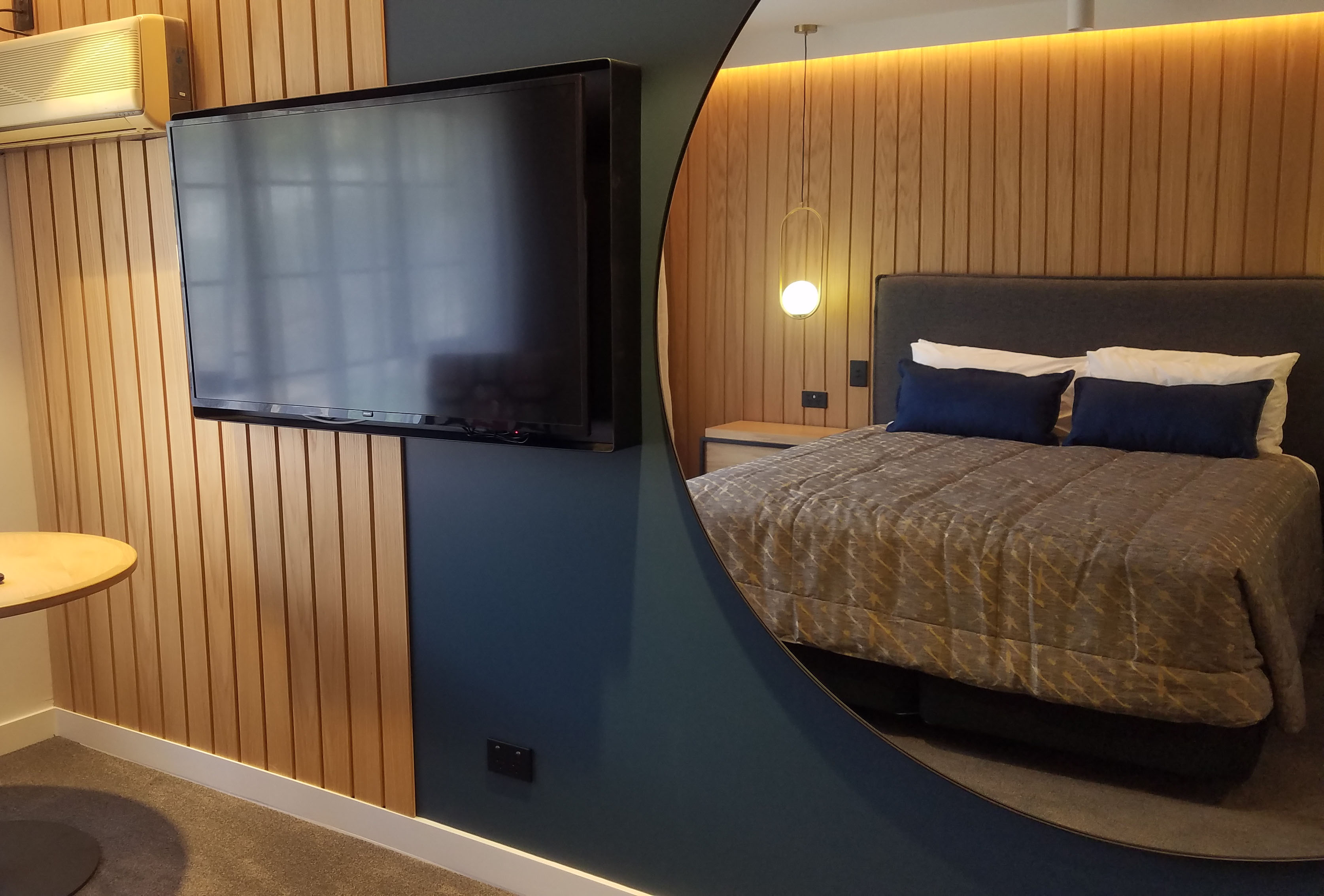 Double Superior King Bed