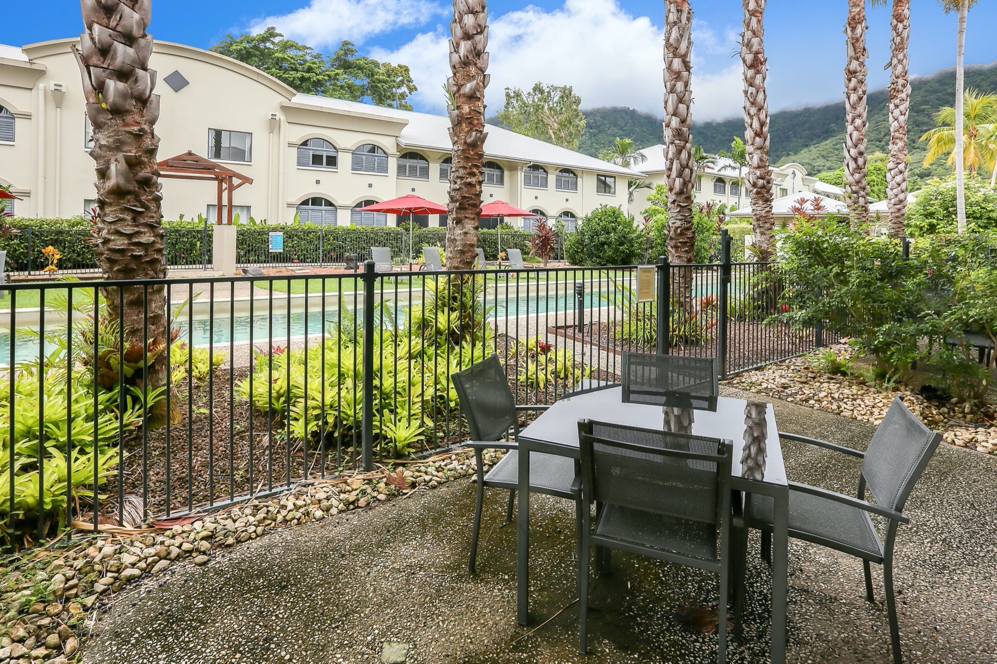 Apartment One Bedroom One Bathroom