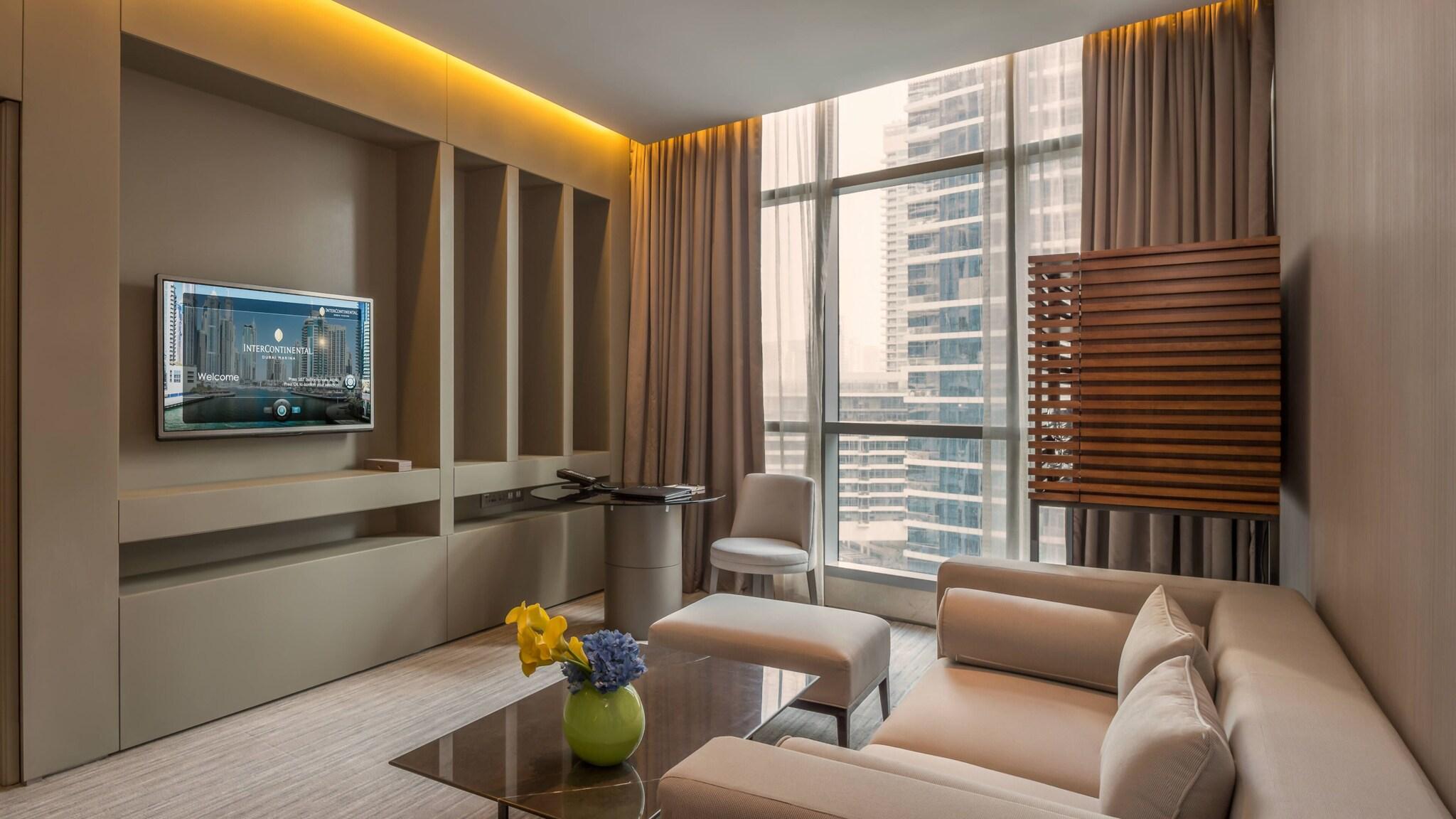 Junior Suite King Size Bed