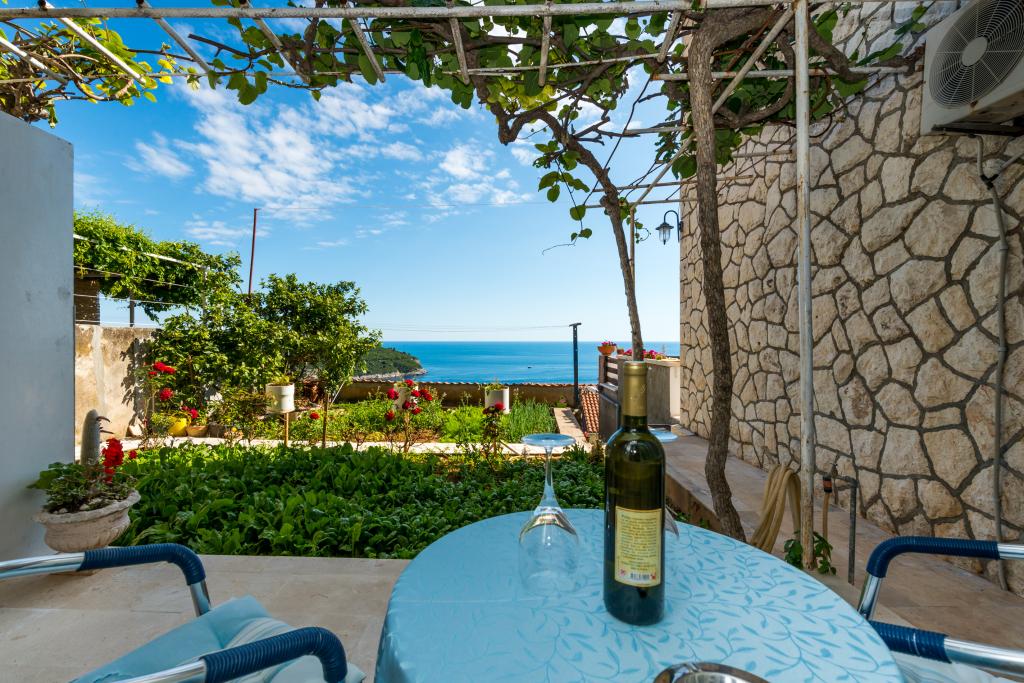 Studio Sea View with Terrace