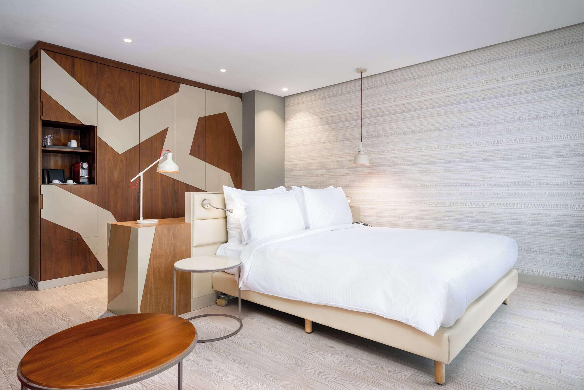 Double Premium King Bed