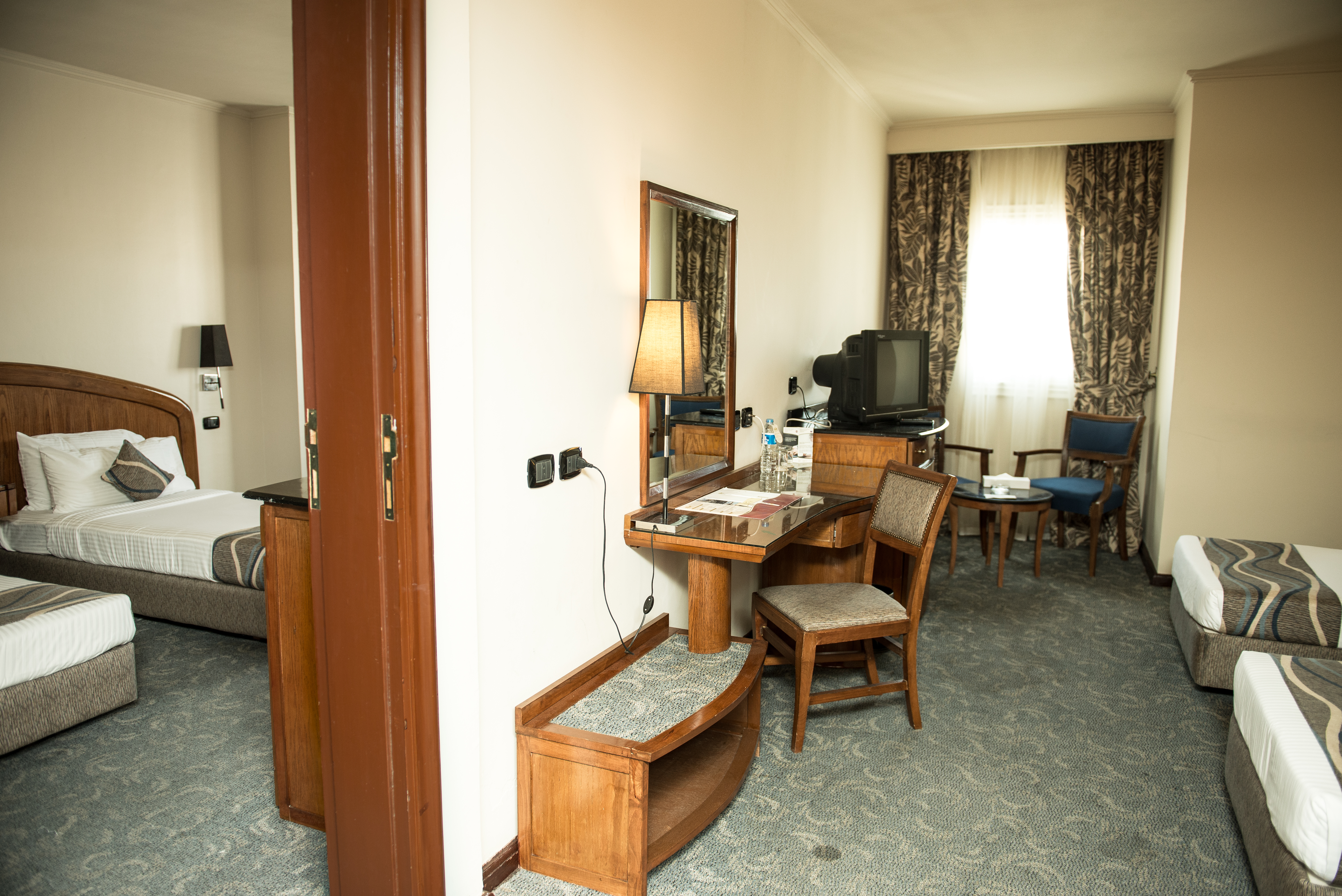 Double Connecting Room