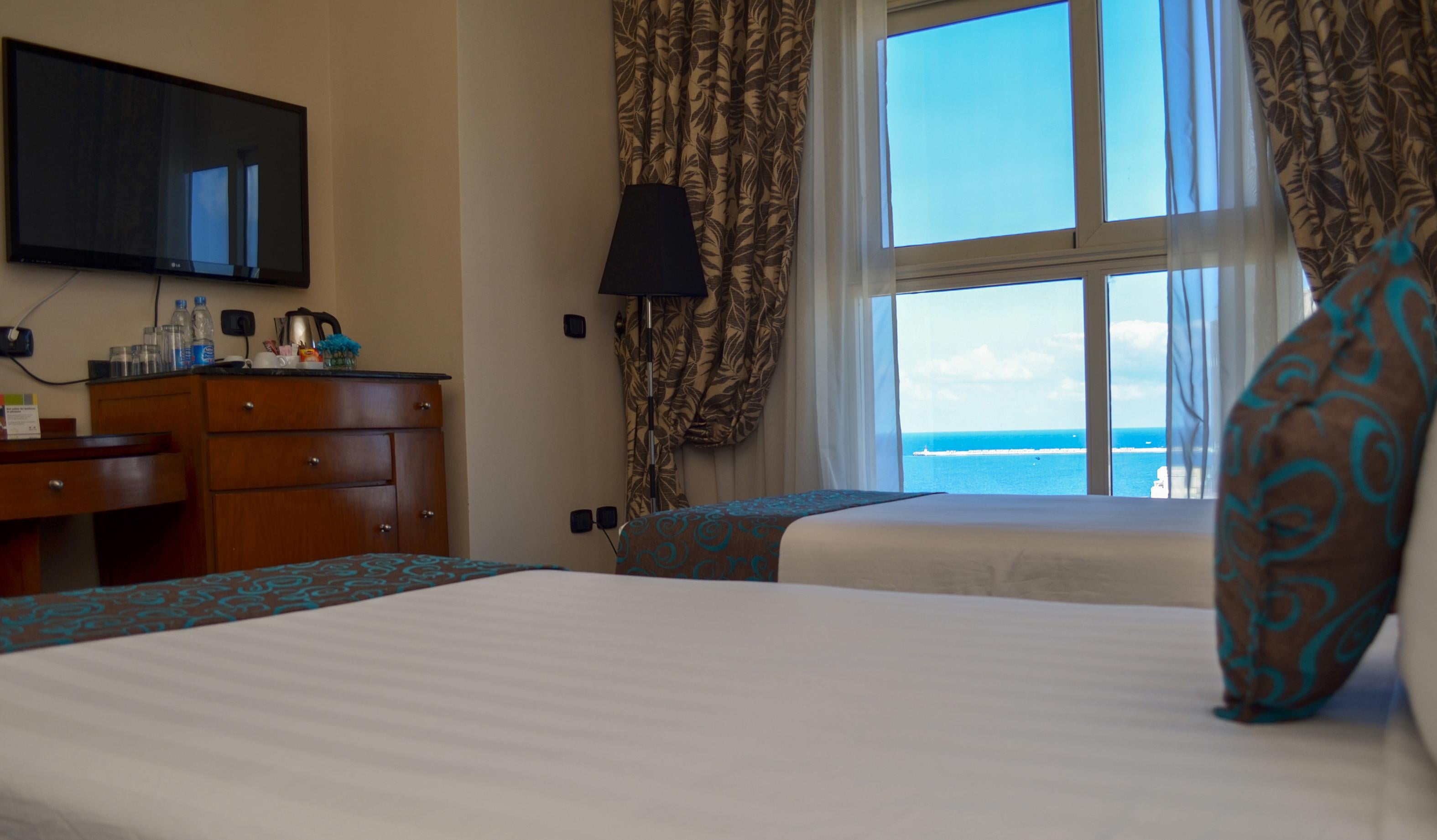 Double Deluxe Side Sea View