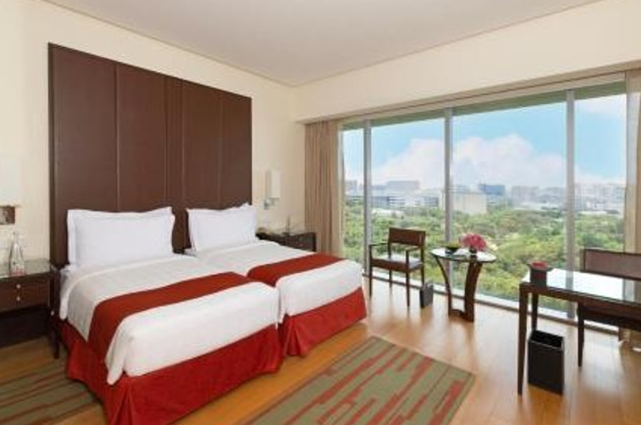 Twin Deluxe Park View