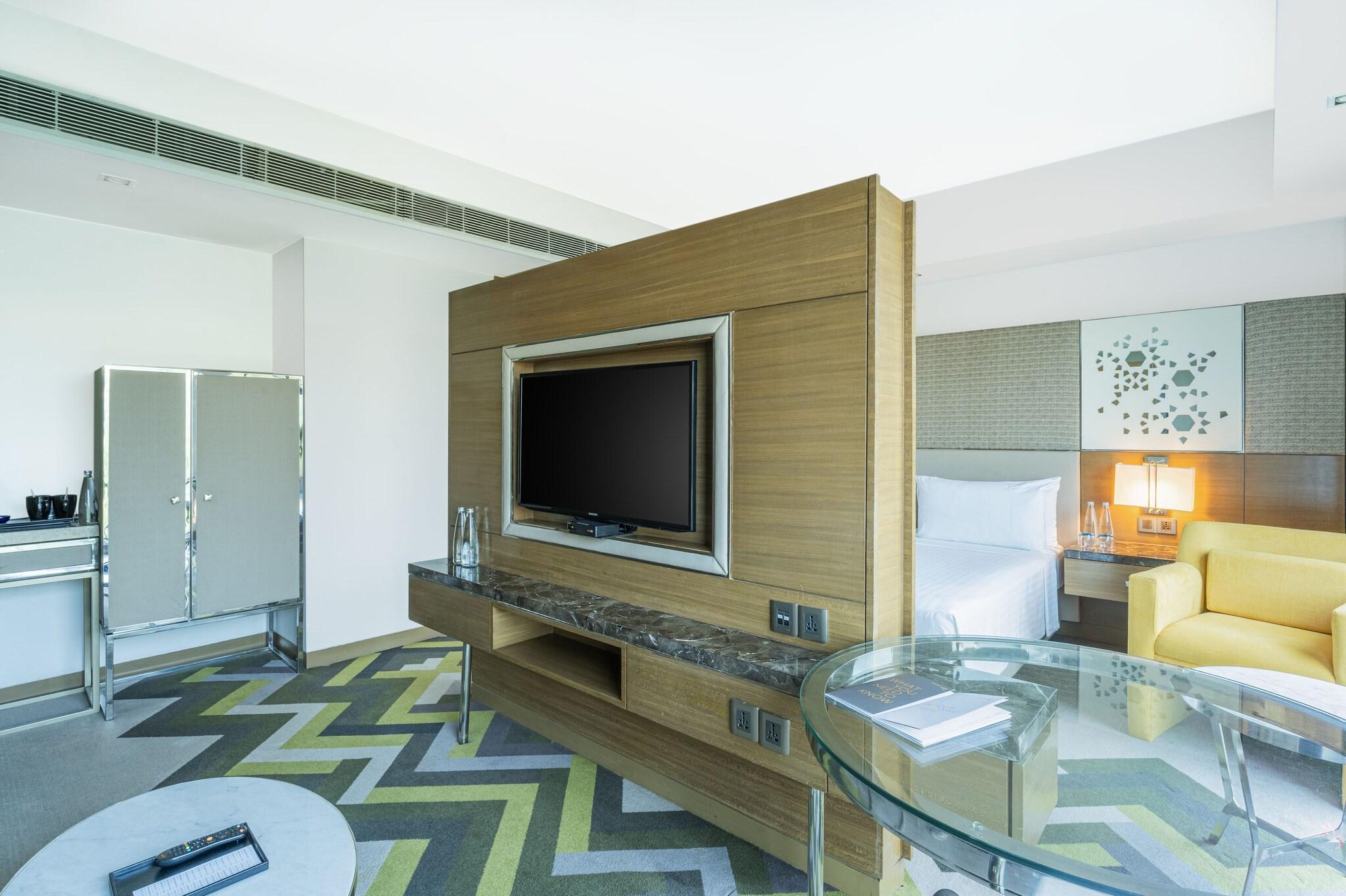 Junior Suite King Size Bed