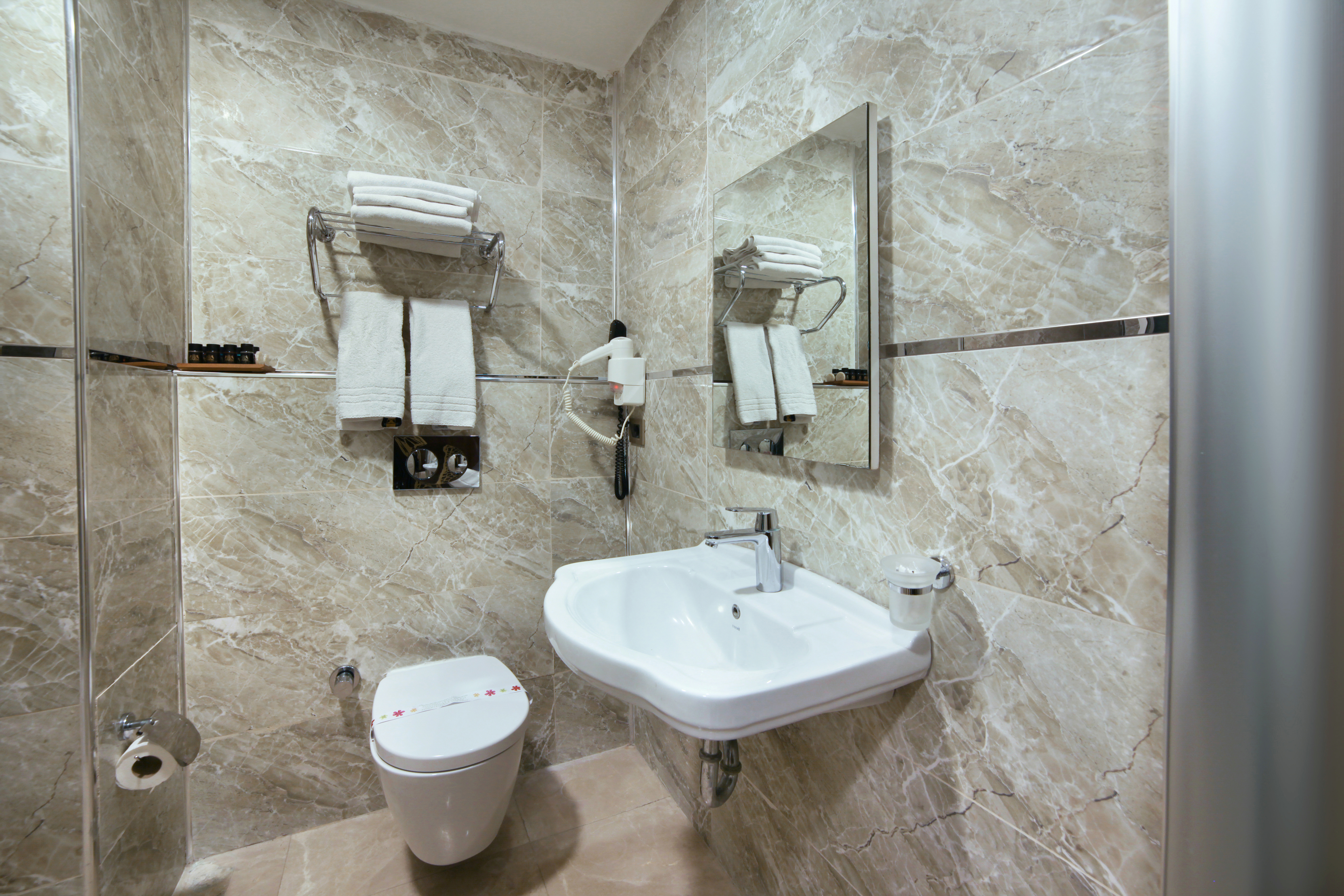 Double or Twin Standard