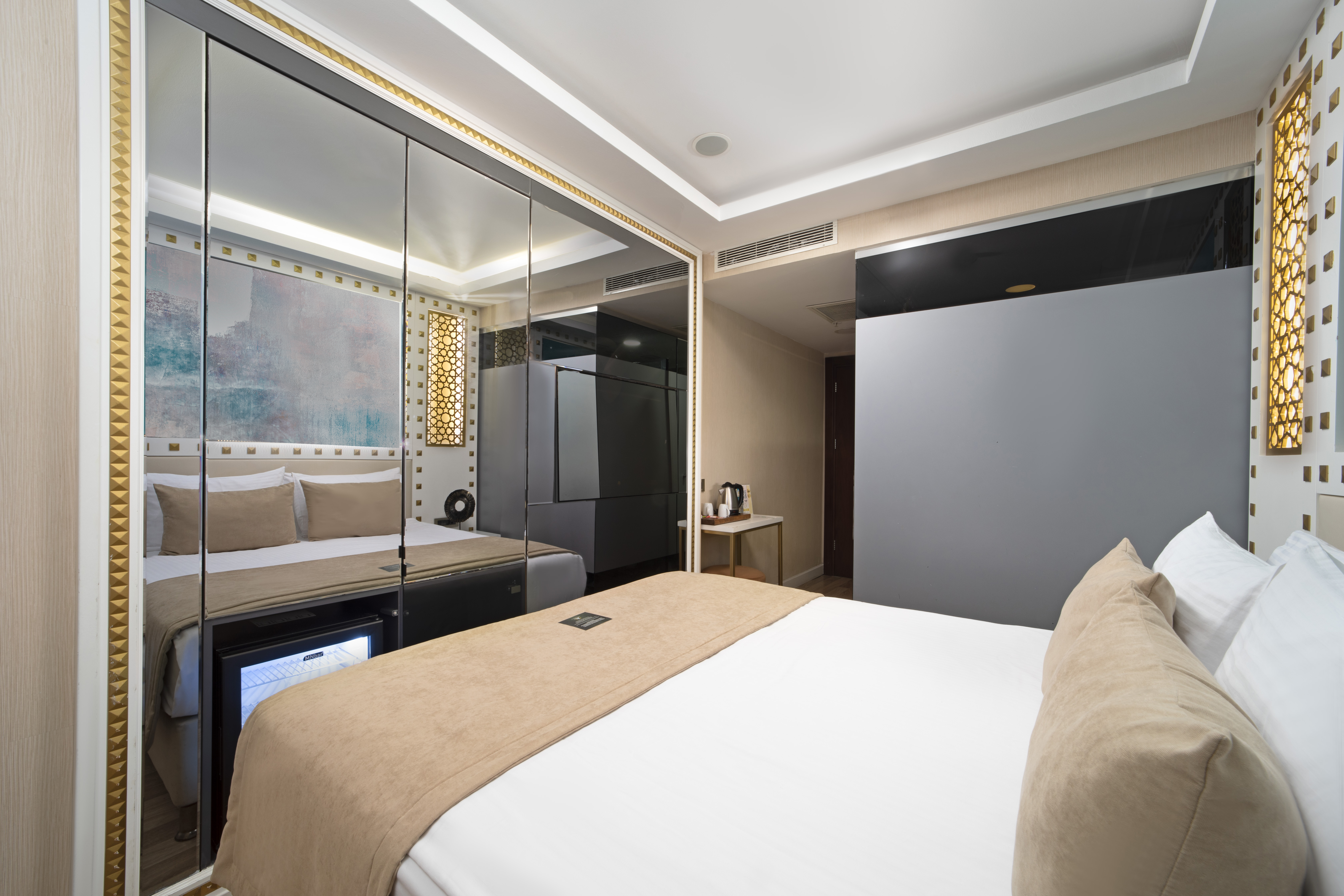 Double or Twin Standard