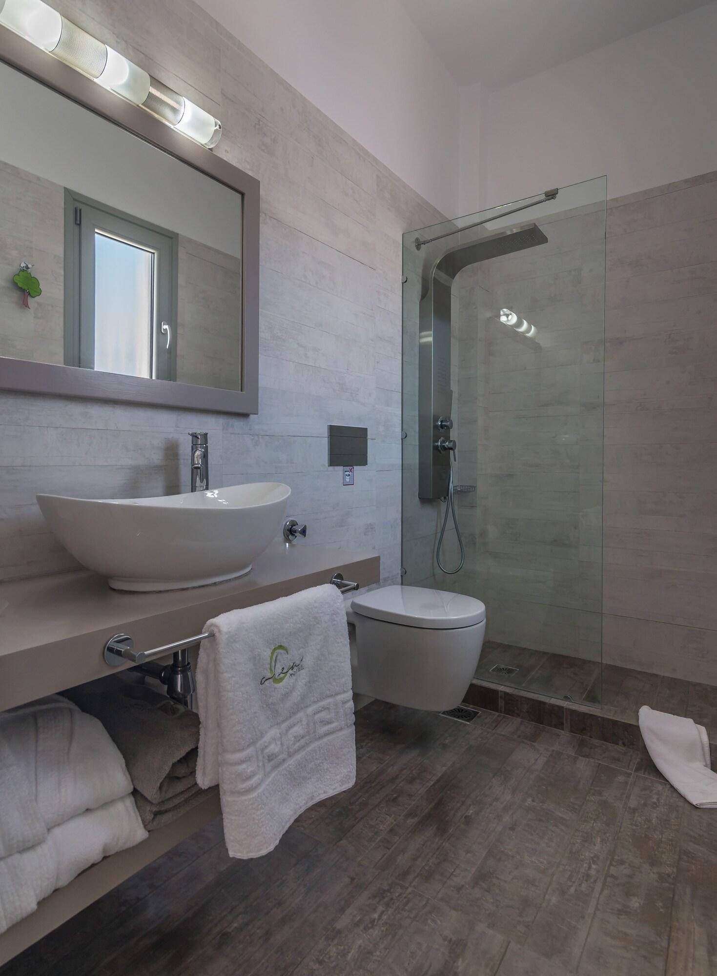 Double Deluxe with Views