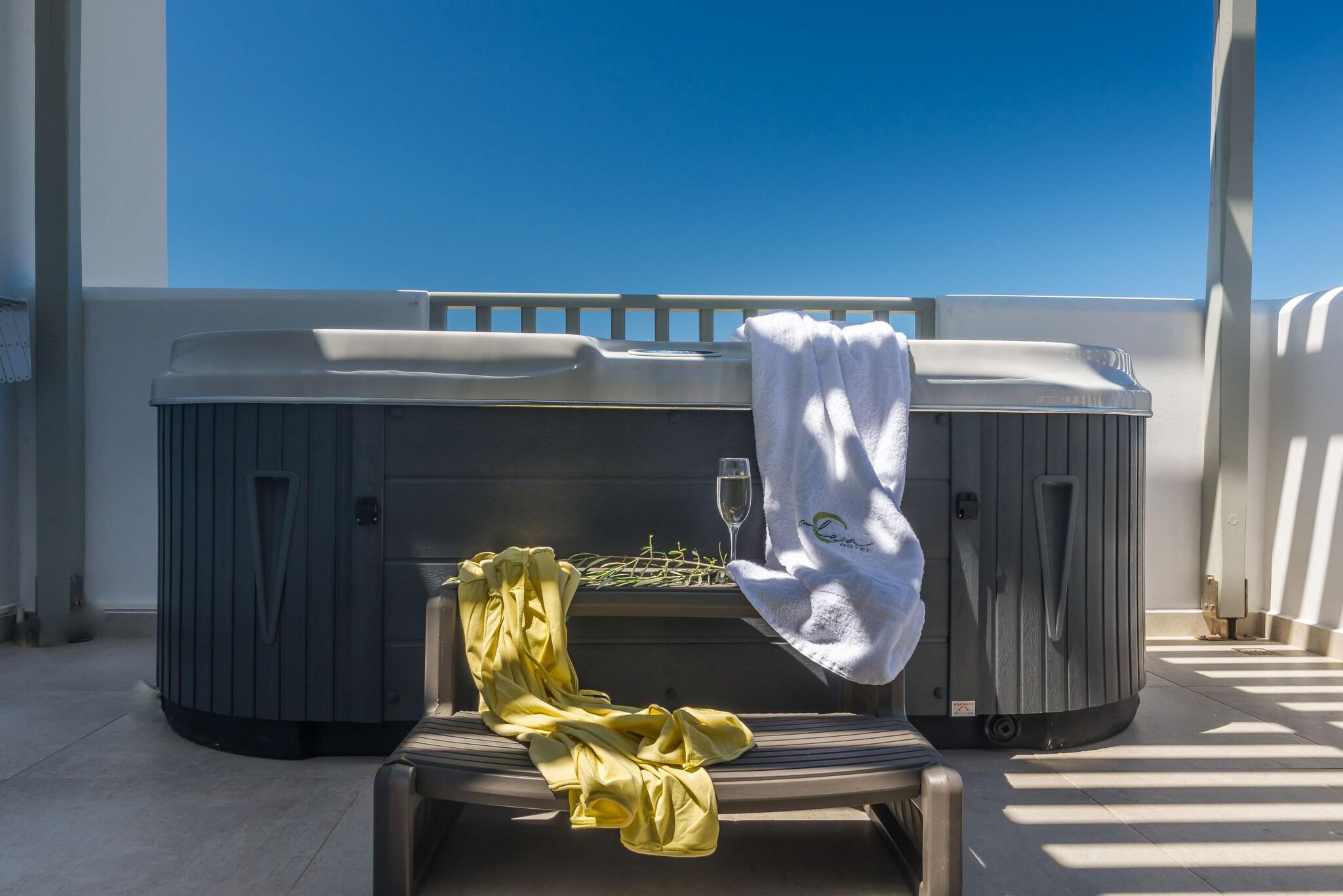 Twin Deluxe Sea View