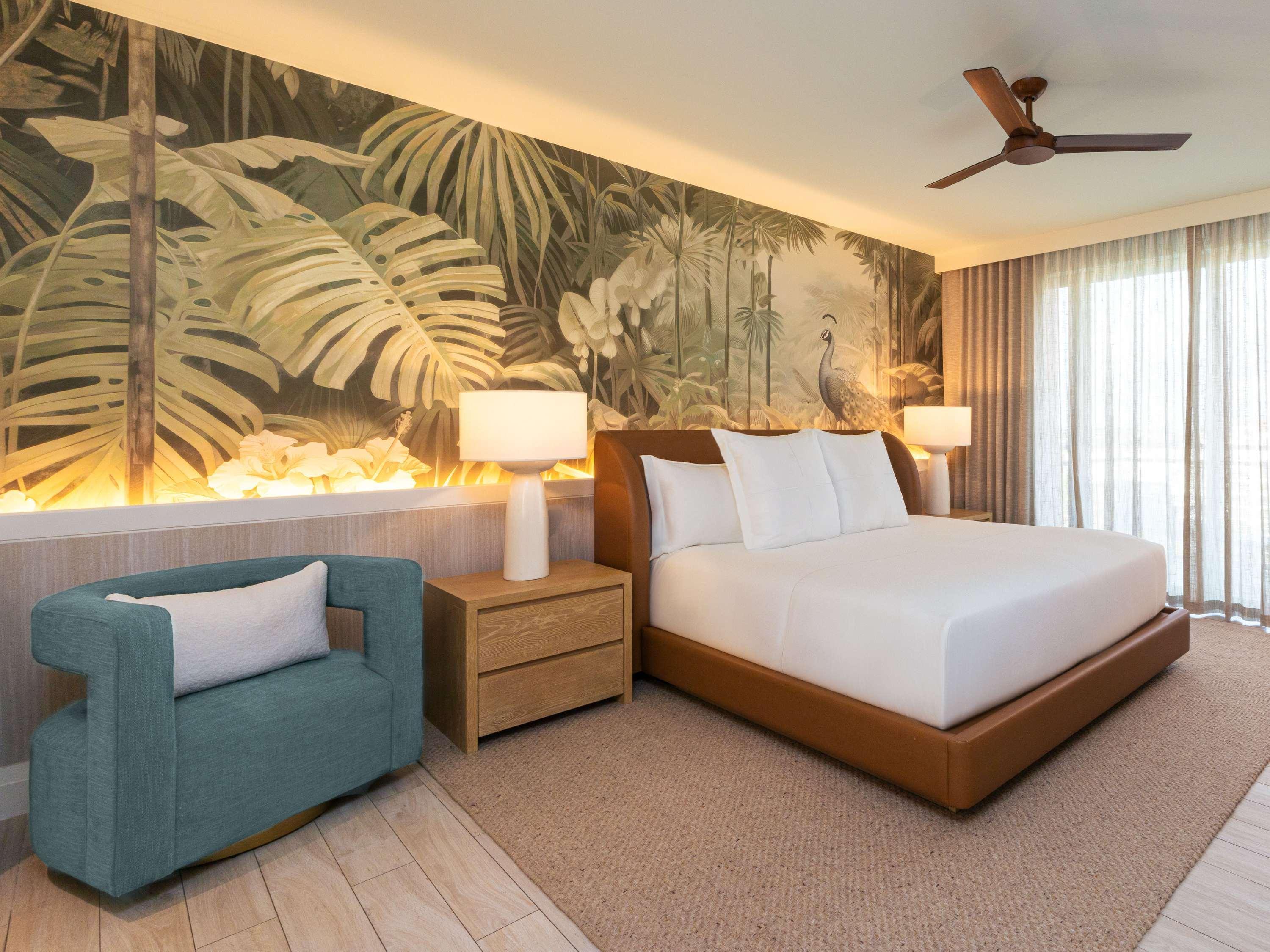 Double Accessible King Size Bed