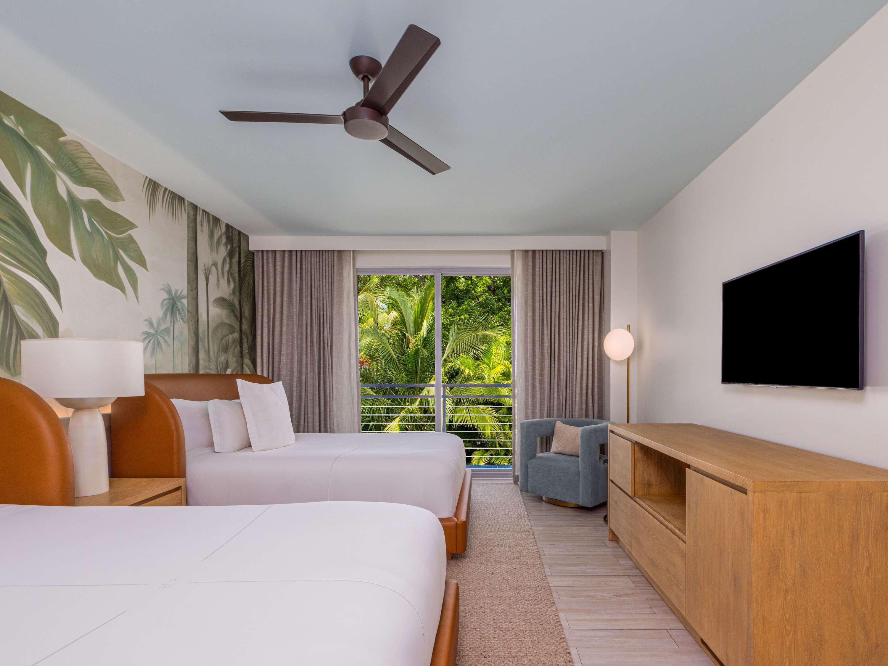 Double Superior Queen Bed