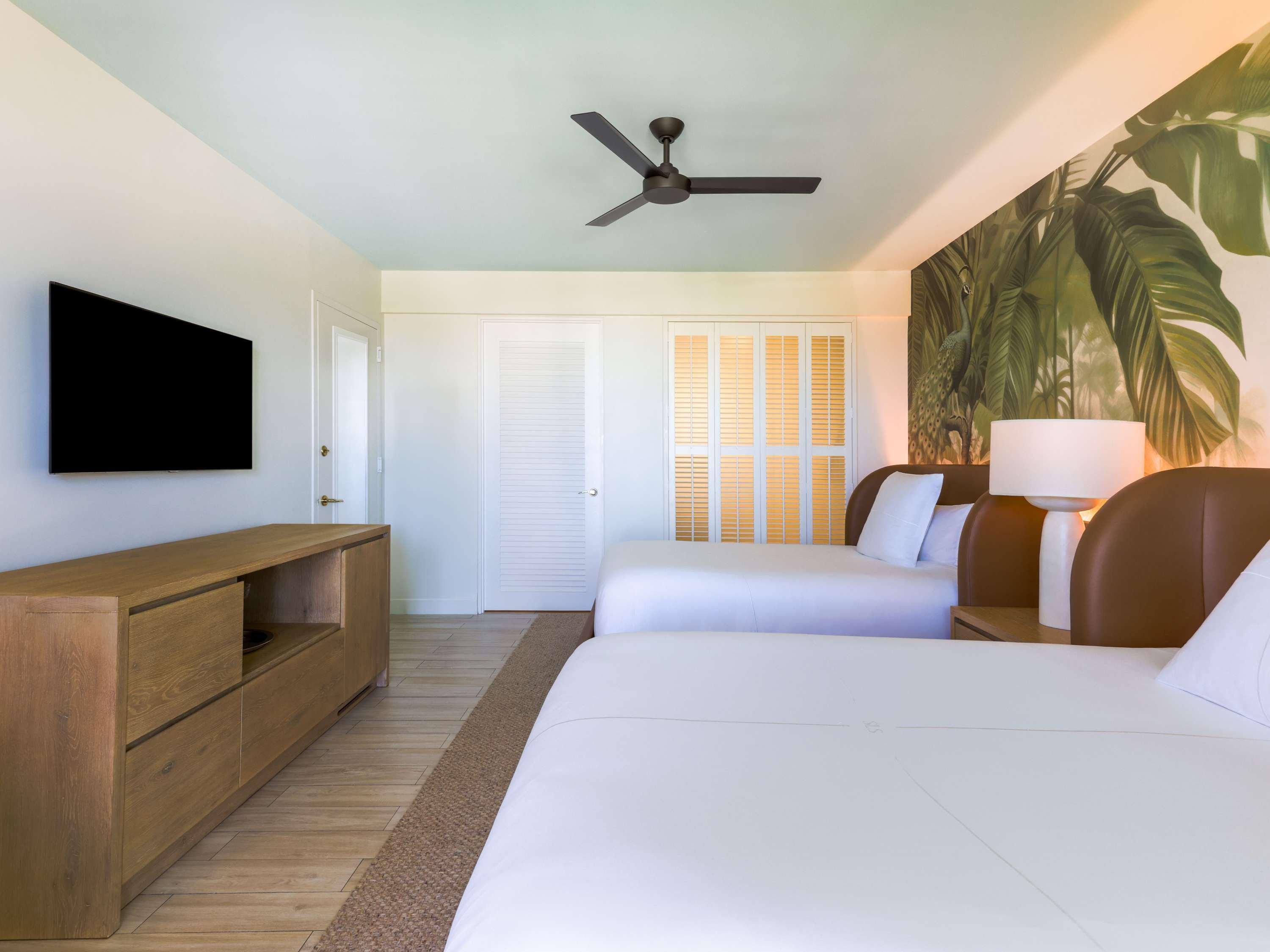 Double Superior Queen Bed