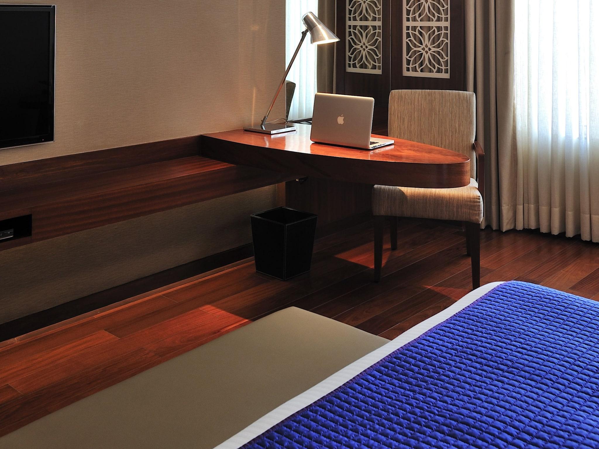 Double Deluxe King Bed