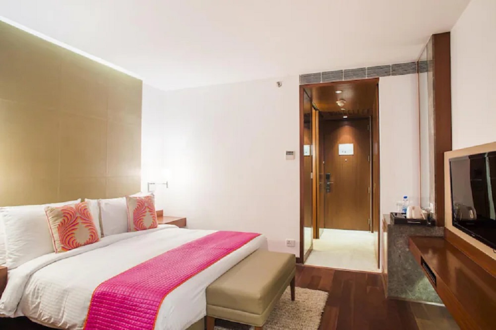 Double King Size Bed