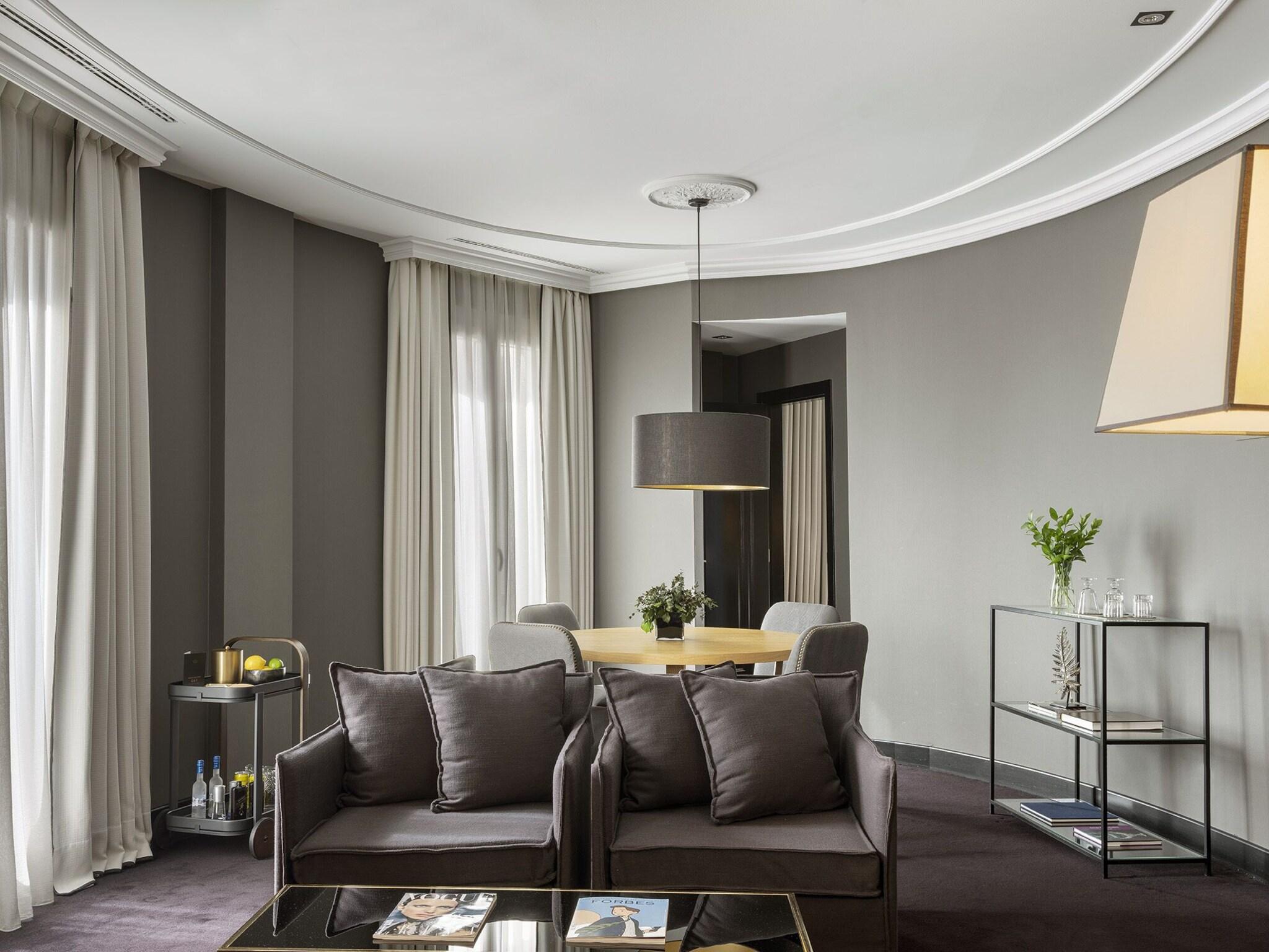 Quadruple Classic King Bed