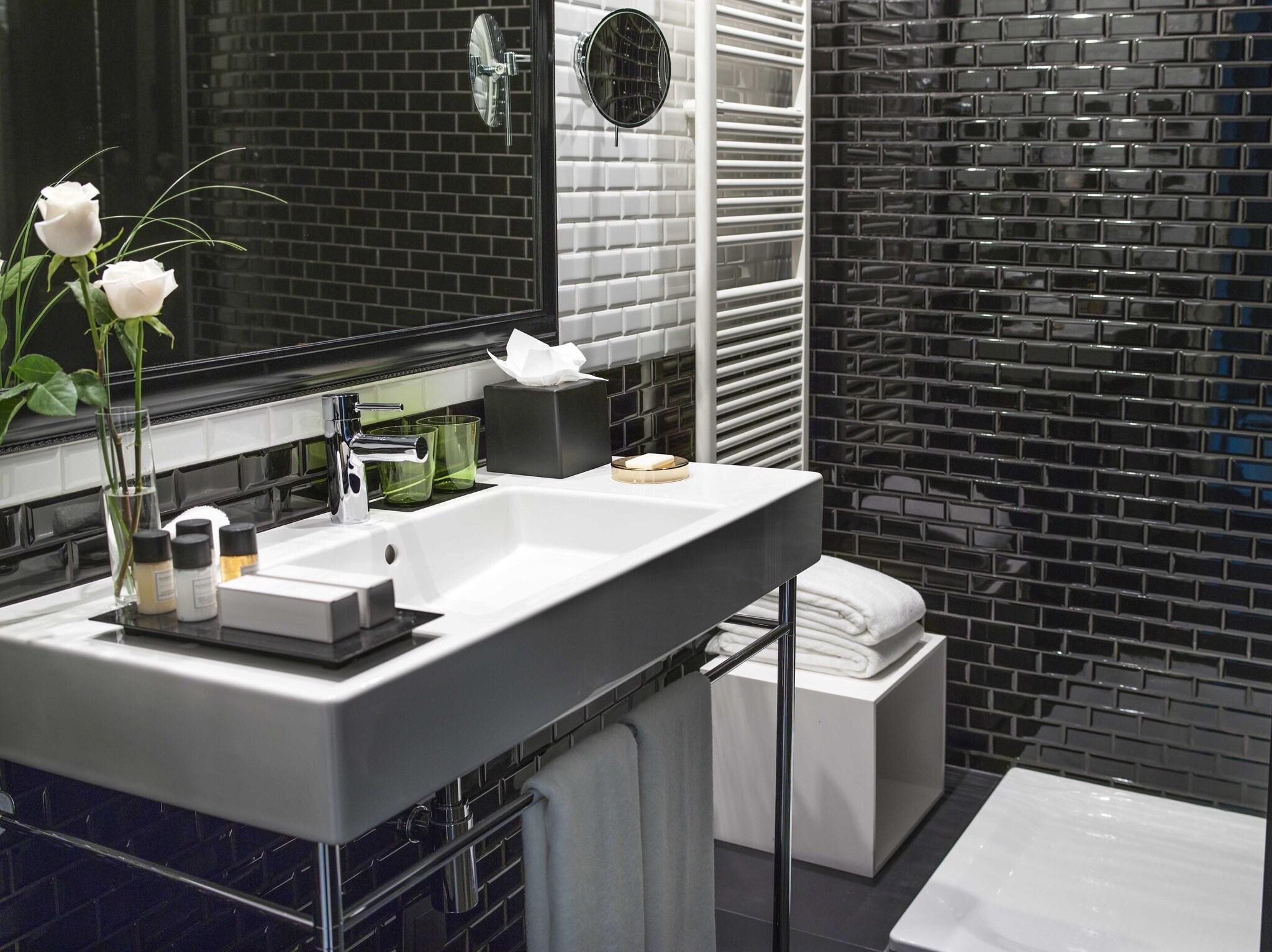 Quadruple Classic King Bed