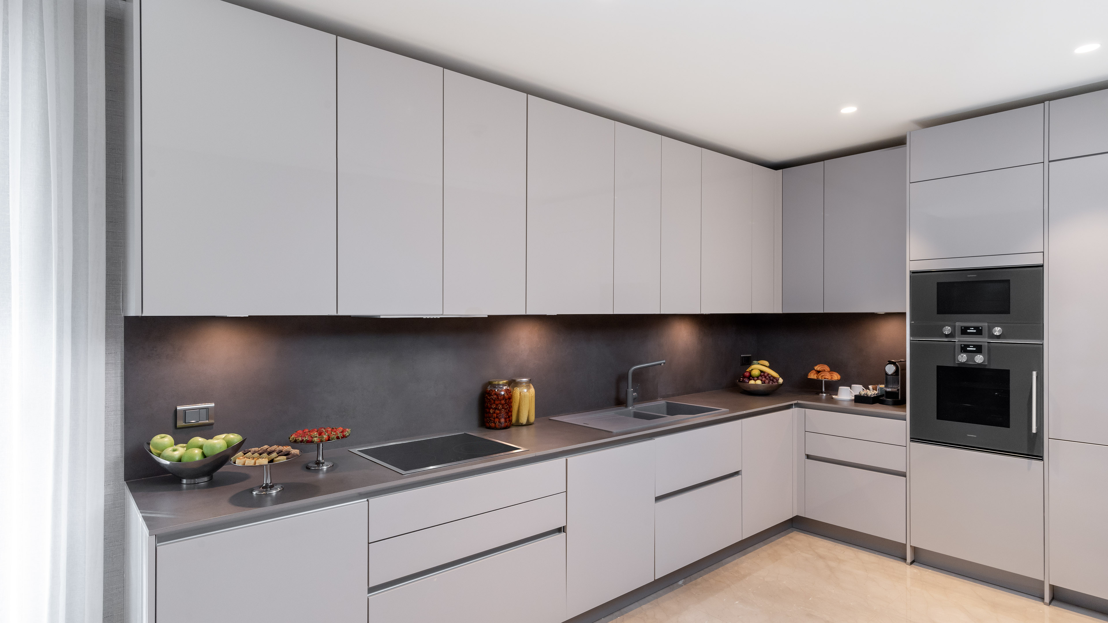 Apartment Four Bedrooms with Views