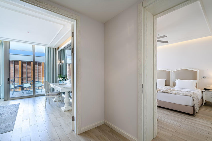 Family Room Connecting Room