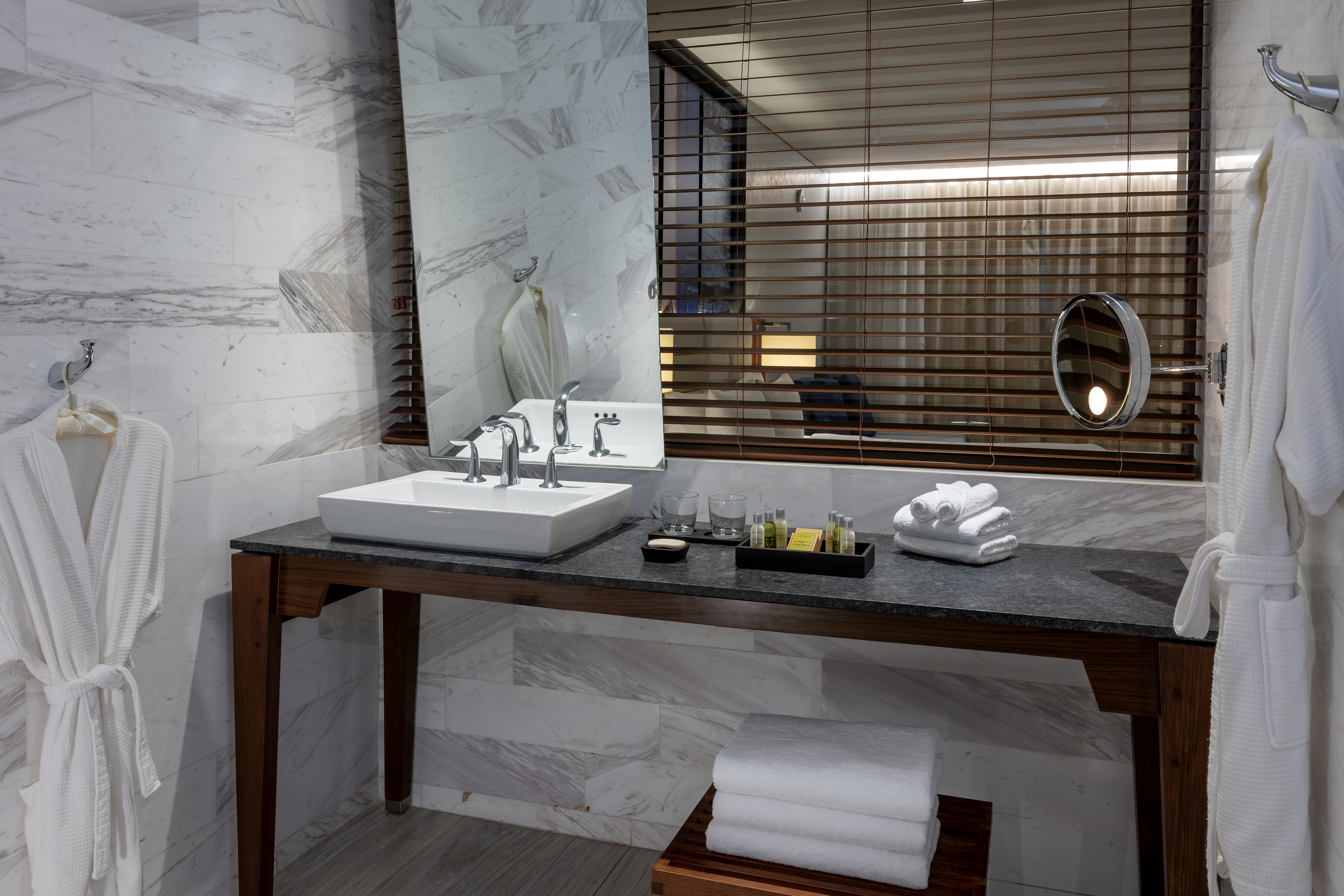 Double Accessible King Size Bed