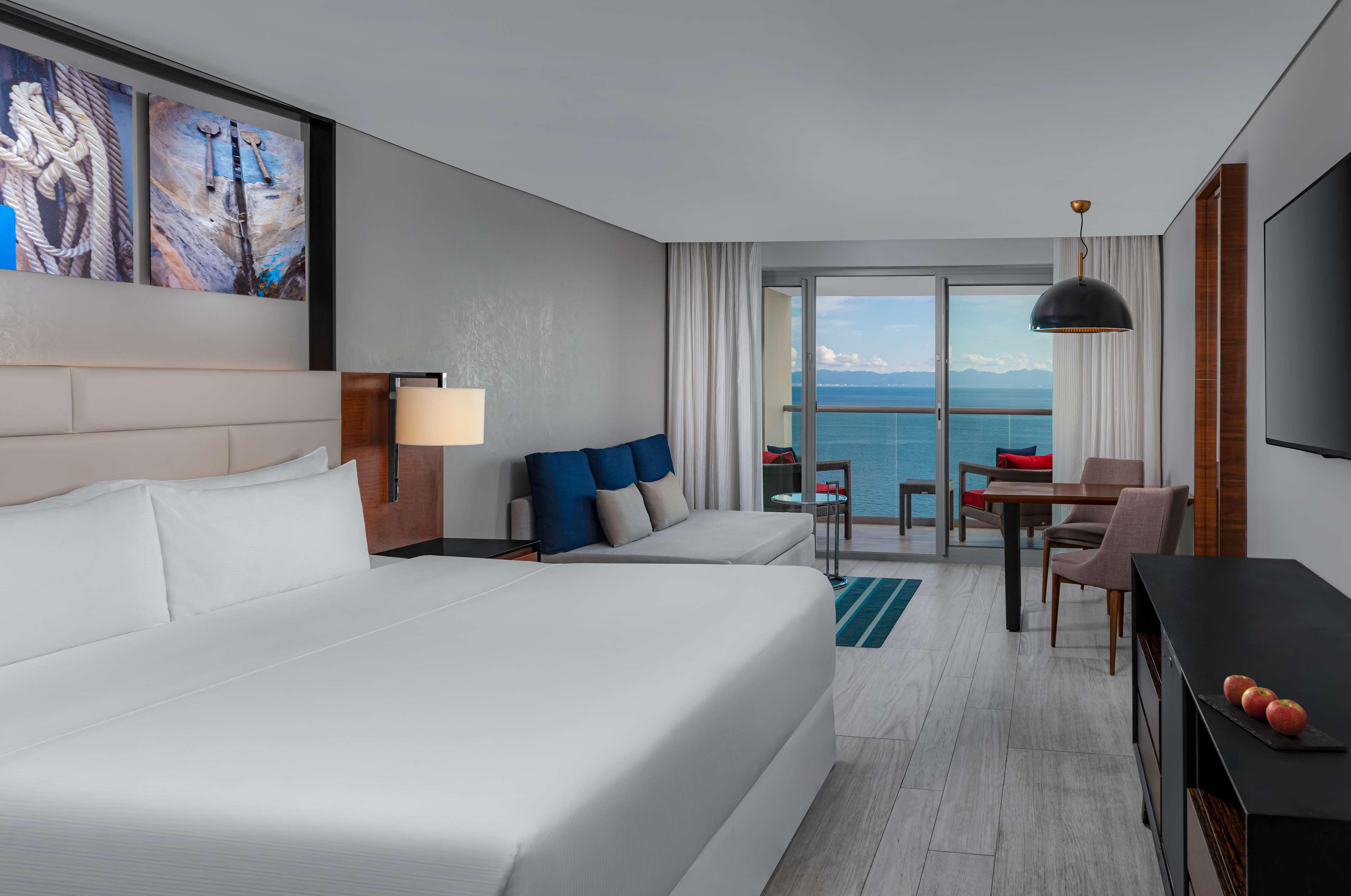 Room Ocean Front