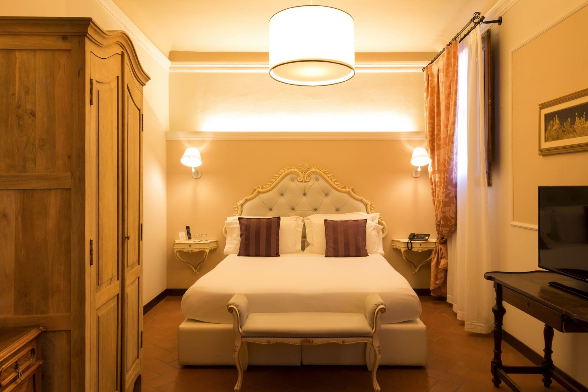 Double Queen Size Bed