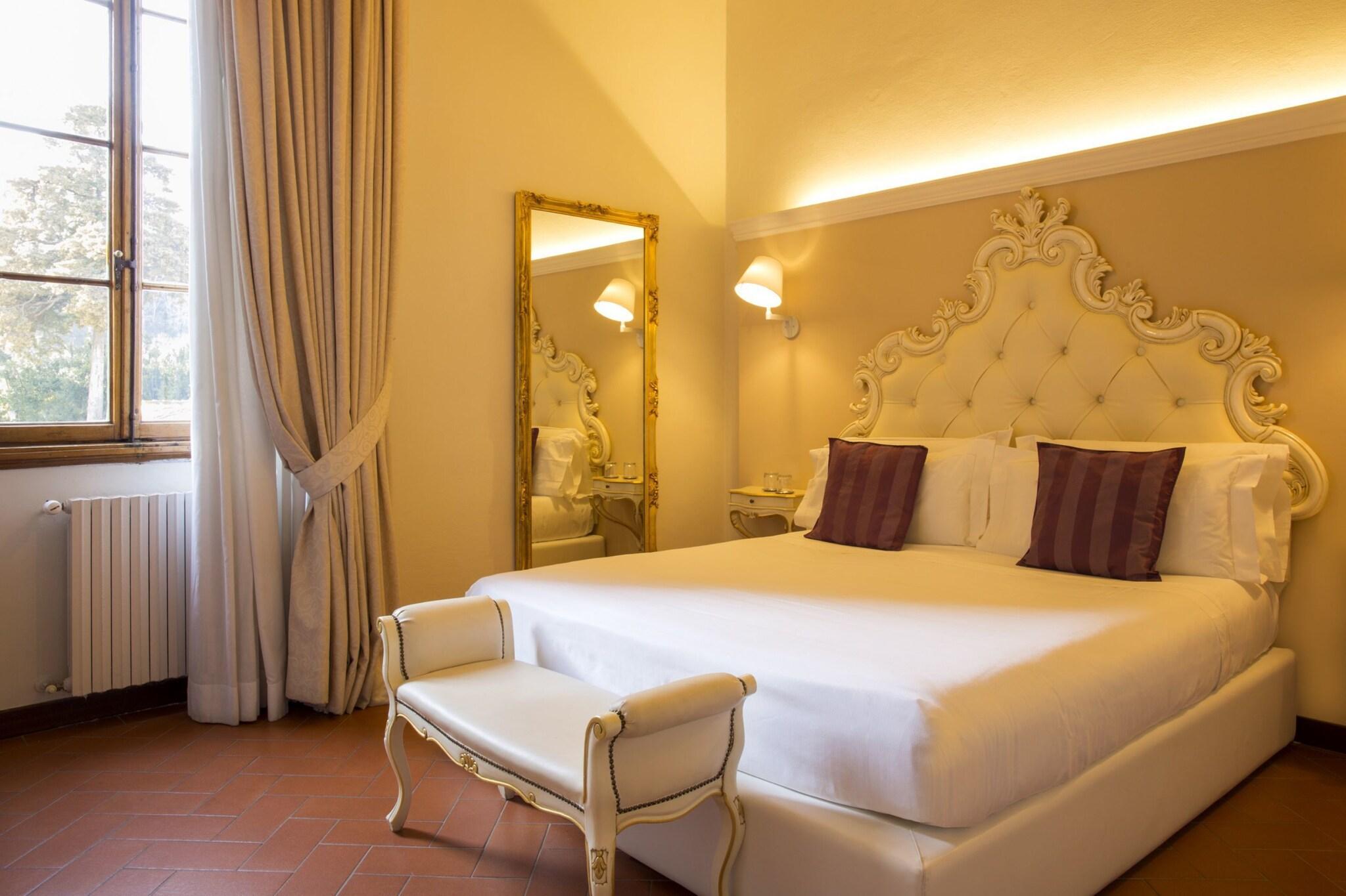 Double Superior King Bed