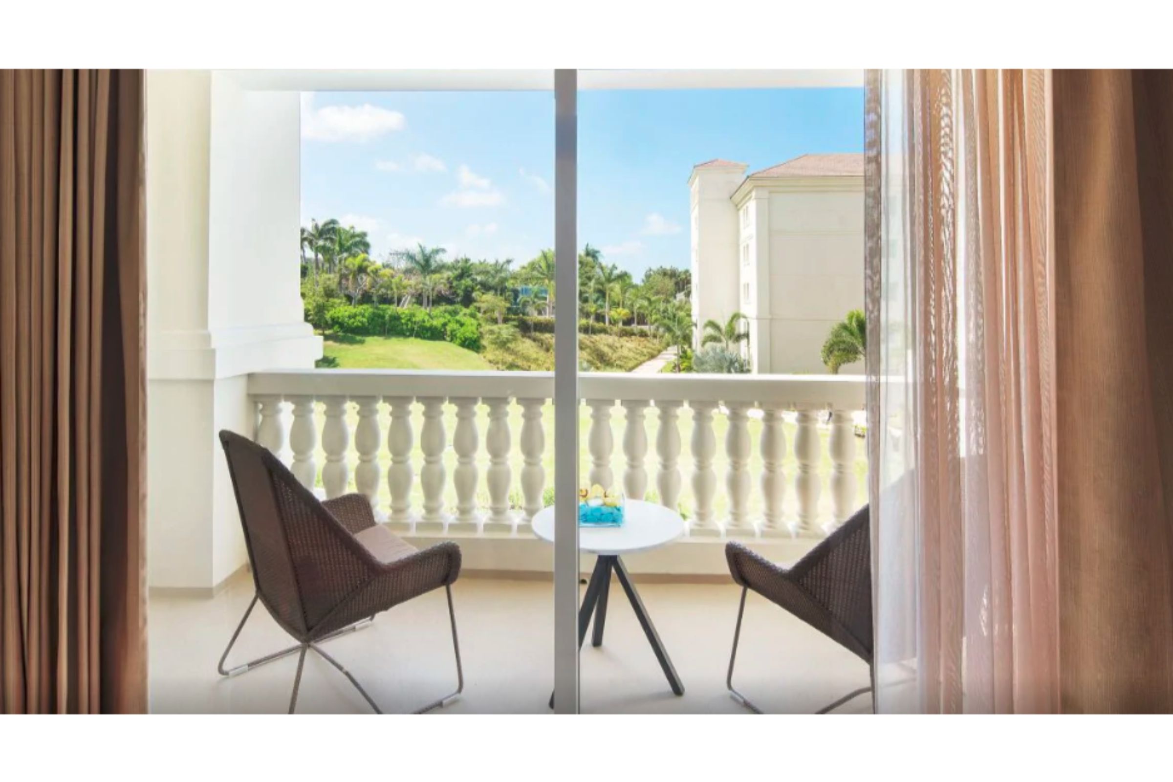 Double Ocean View King Bed