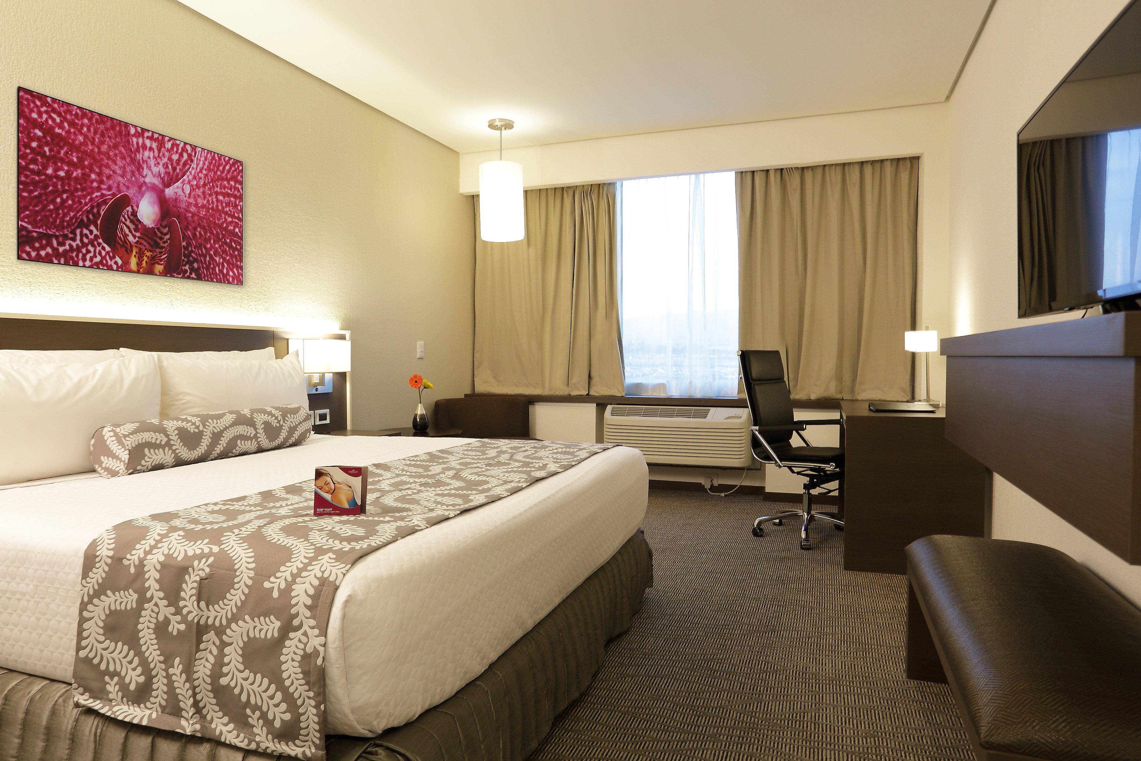 Double Deluxe King Bed