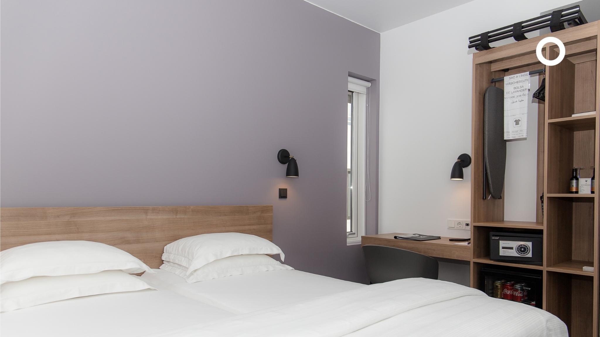 Double or Twin Standard