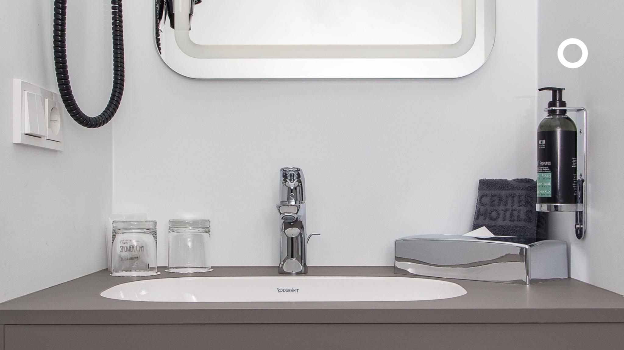 Double or Twin Standard