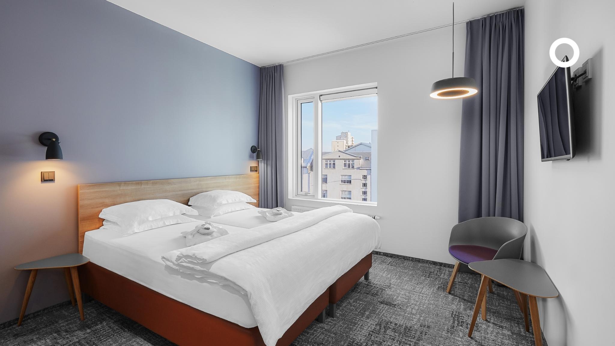 Double or Twin Standard