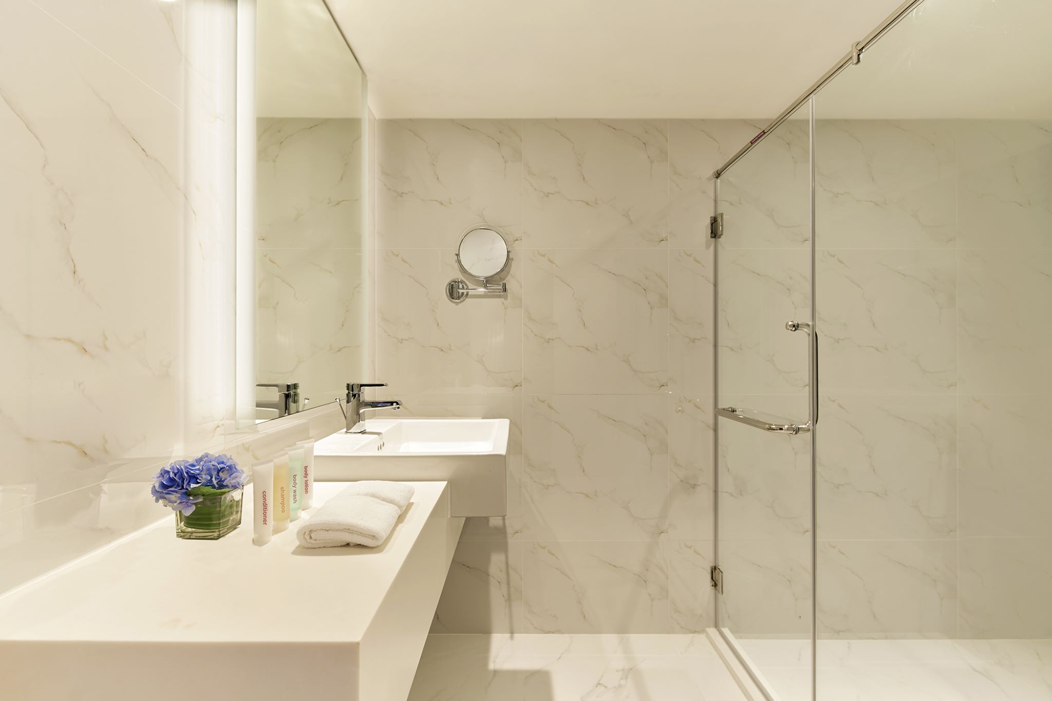 Double Classic King Bed