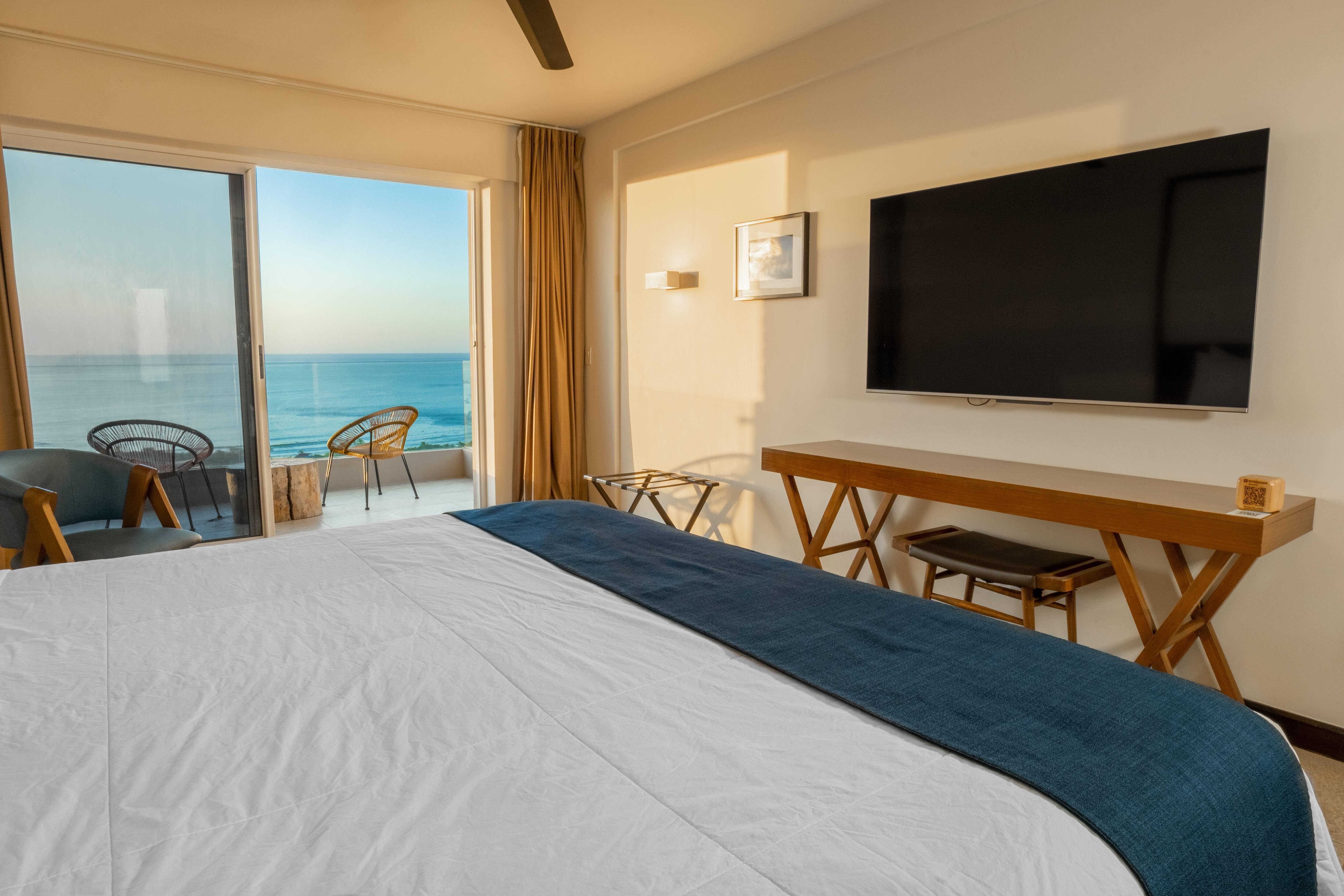 Double King Bed Non Smoking